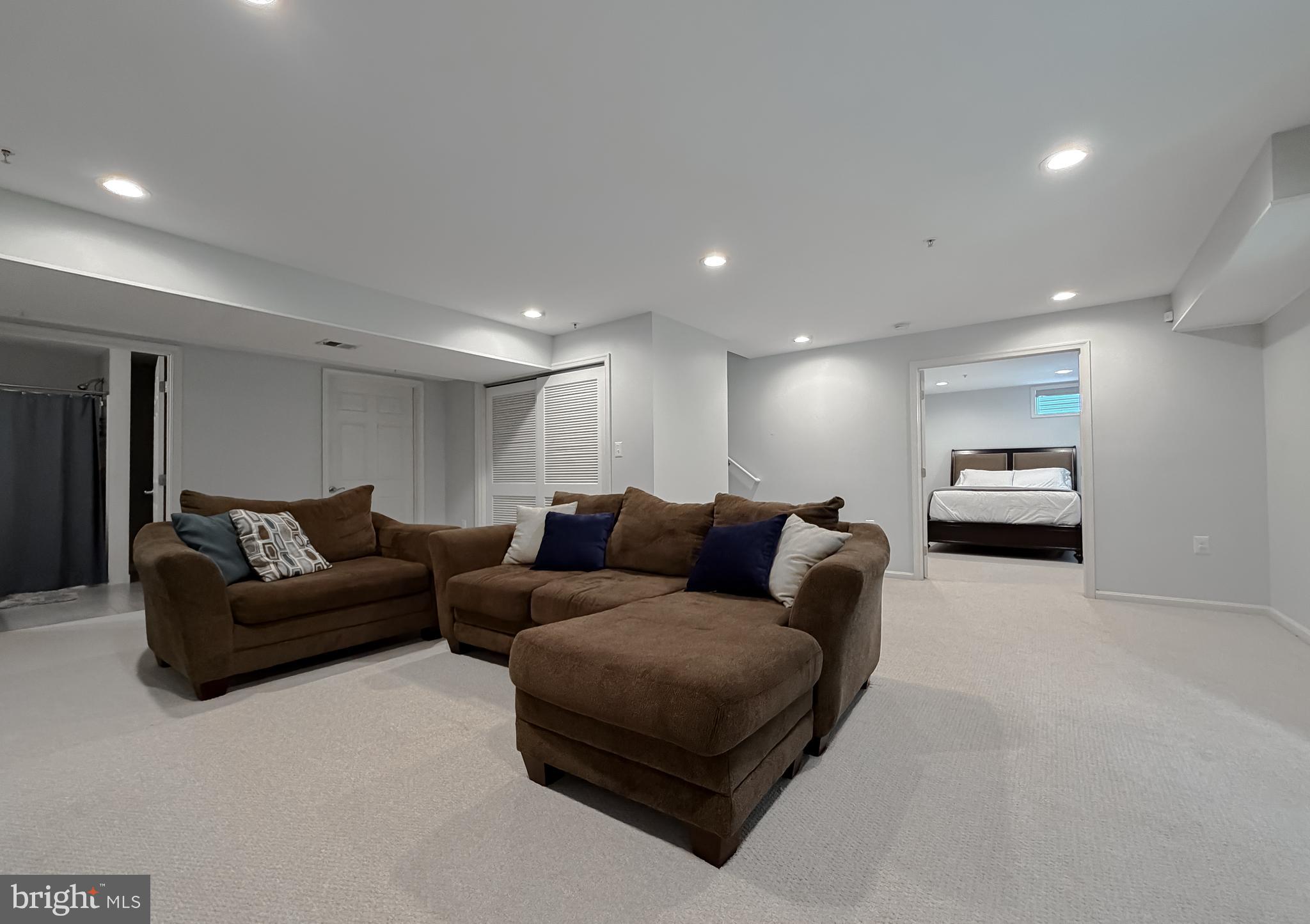 WOODLAND PARK AT WILDEWOOD - Residential