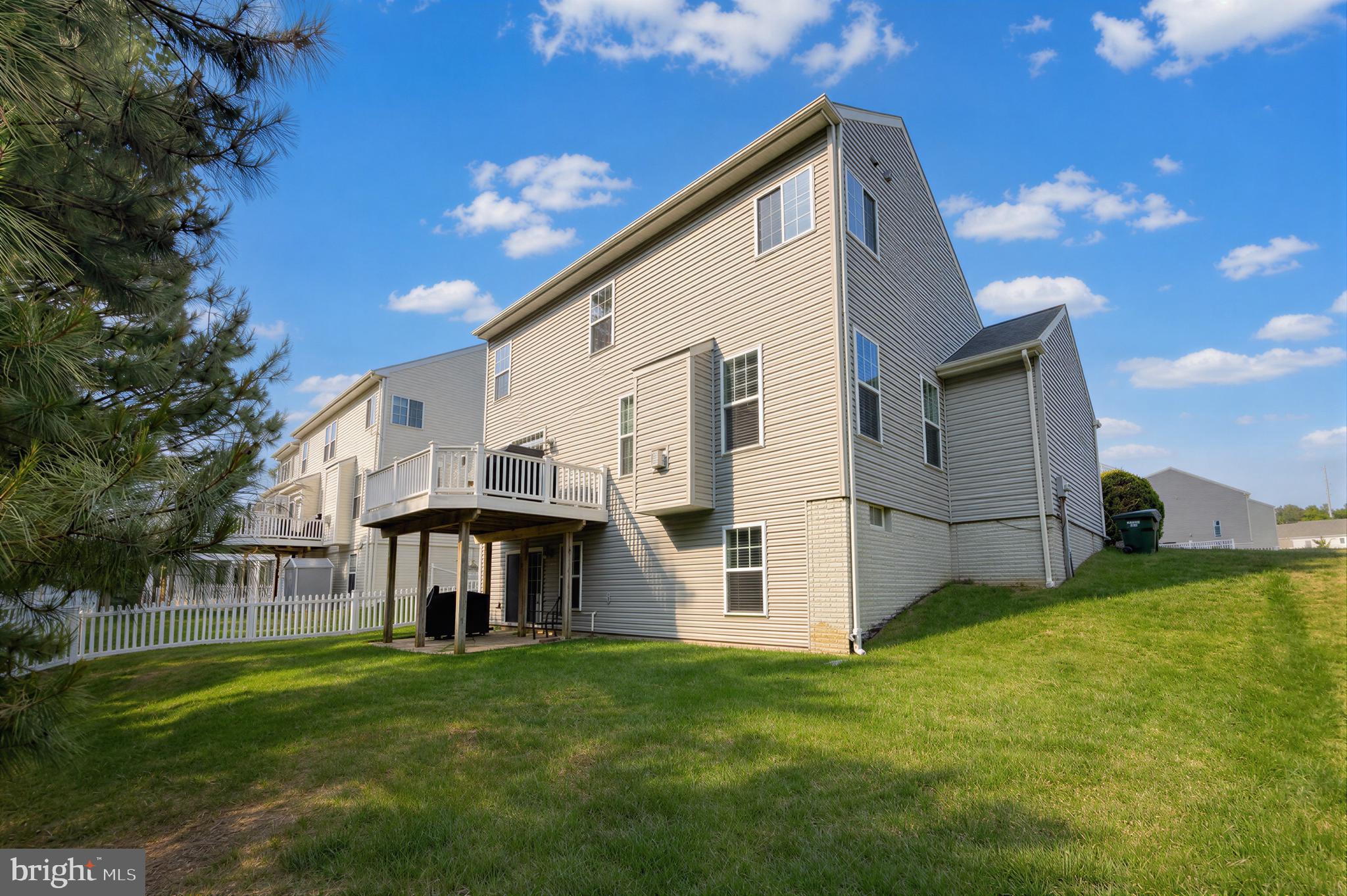 WOODLAND PARK AT WILDEWOOD - Residential