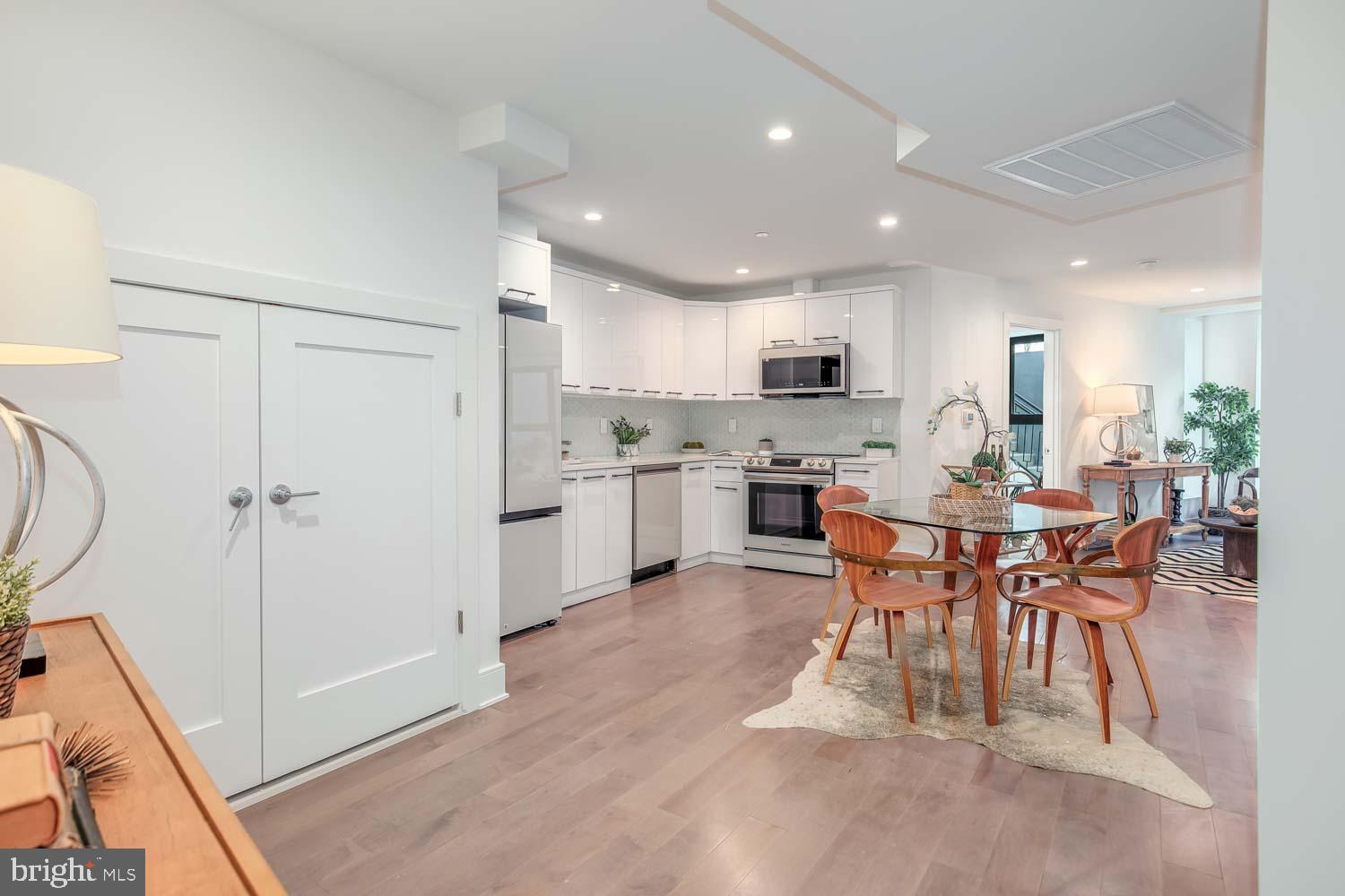 4328 GEORGIA AVENUE NW B01