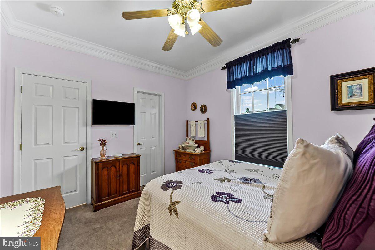 BRITTANY HILLS - Residential