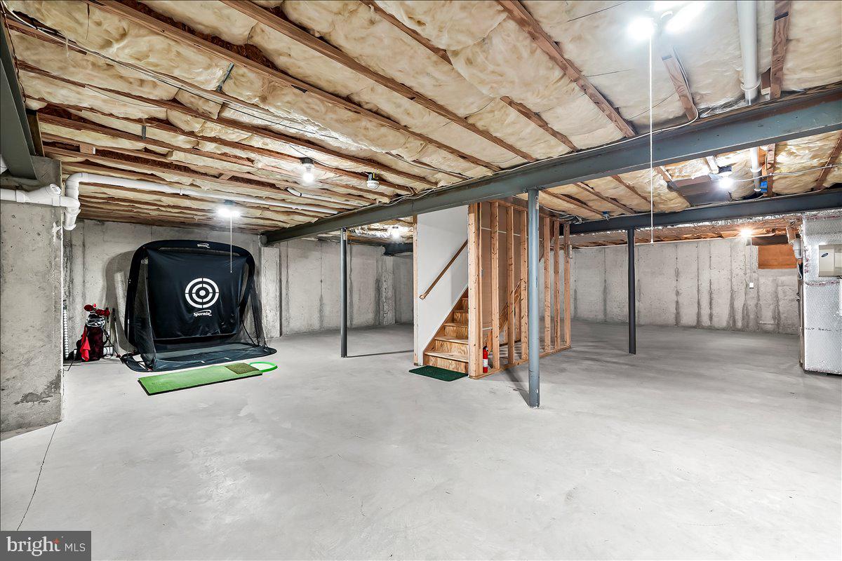 BRITTANY HILLS - Residential