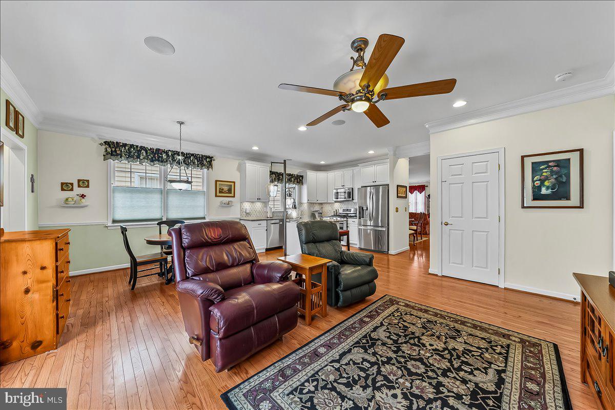 BRITTANY HILLS - Residential