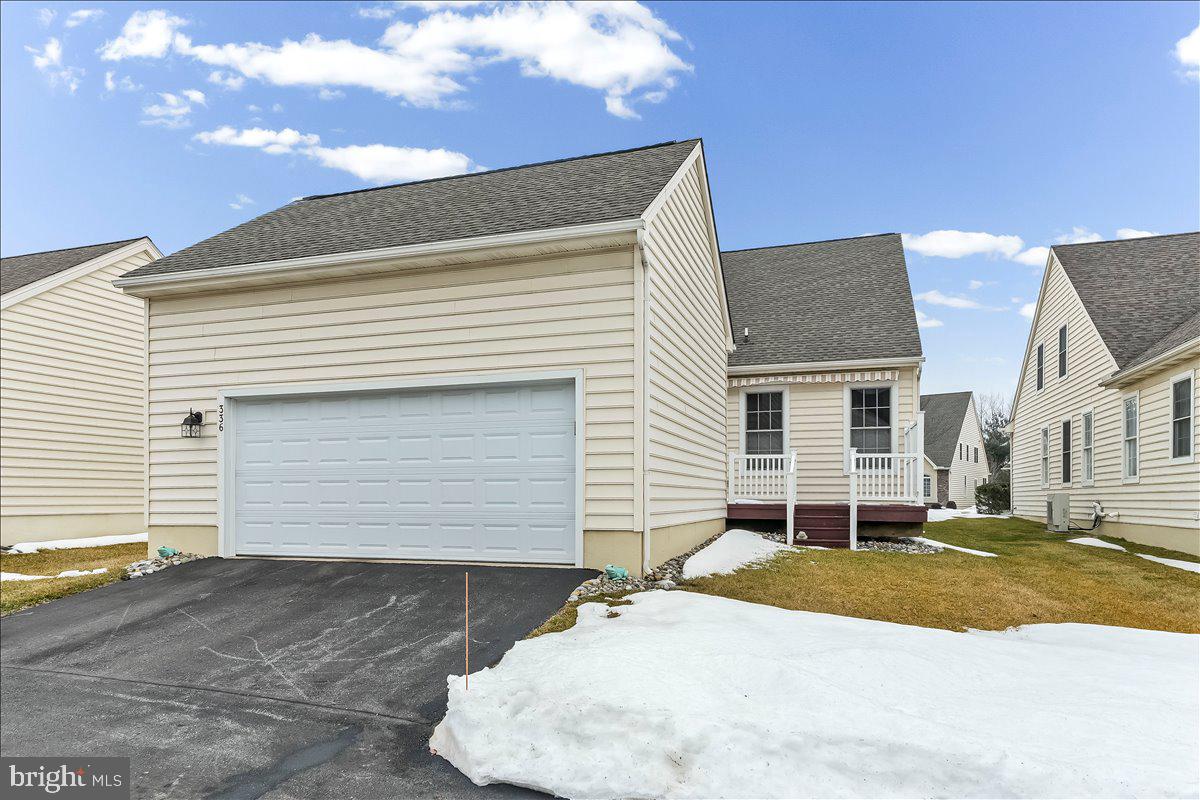 BRITTANY HILLS - Residential