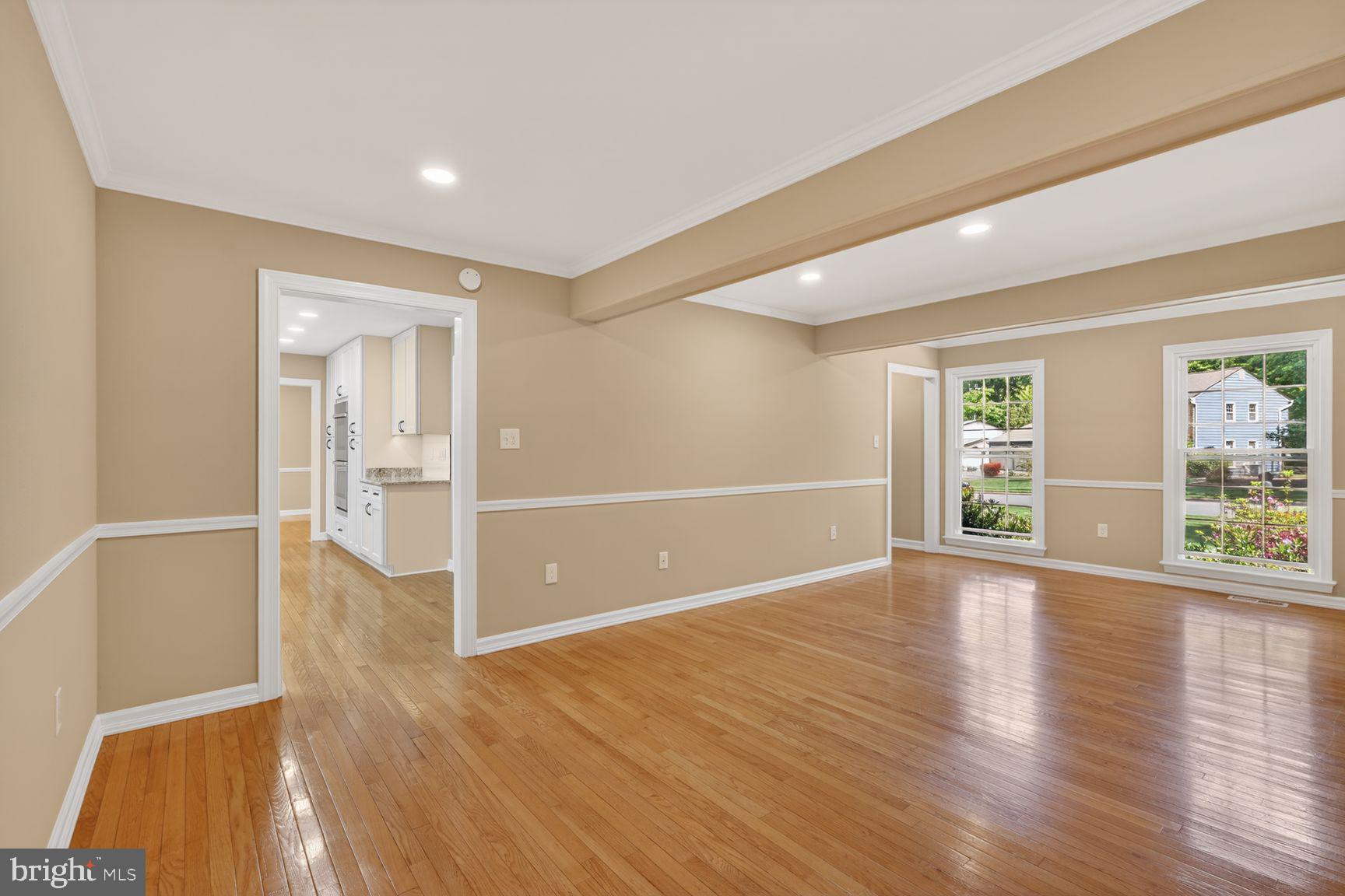 RESTON - Residential