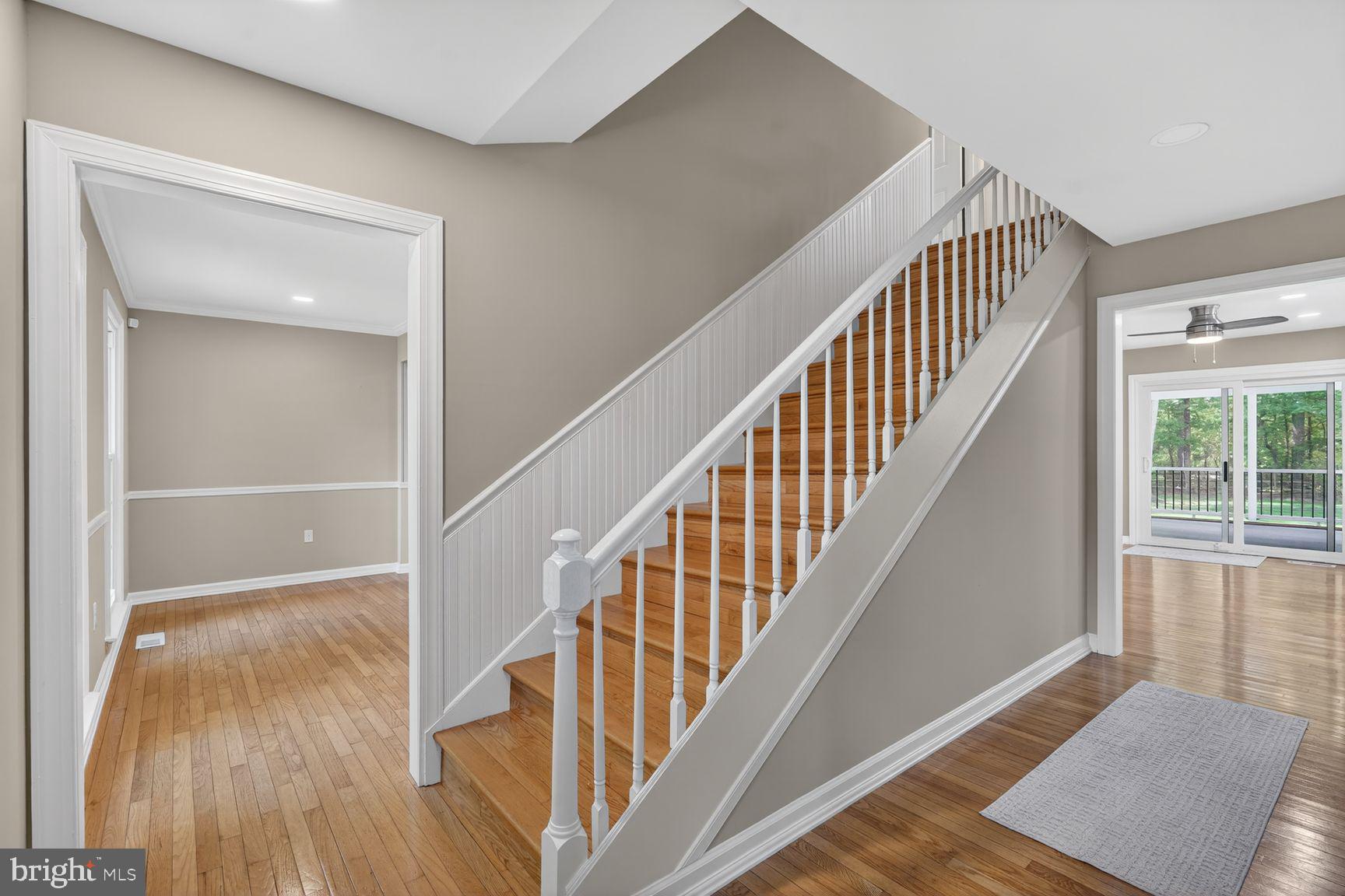 RESTON - Residential