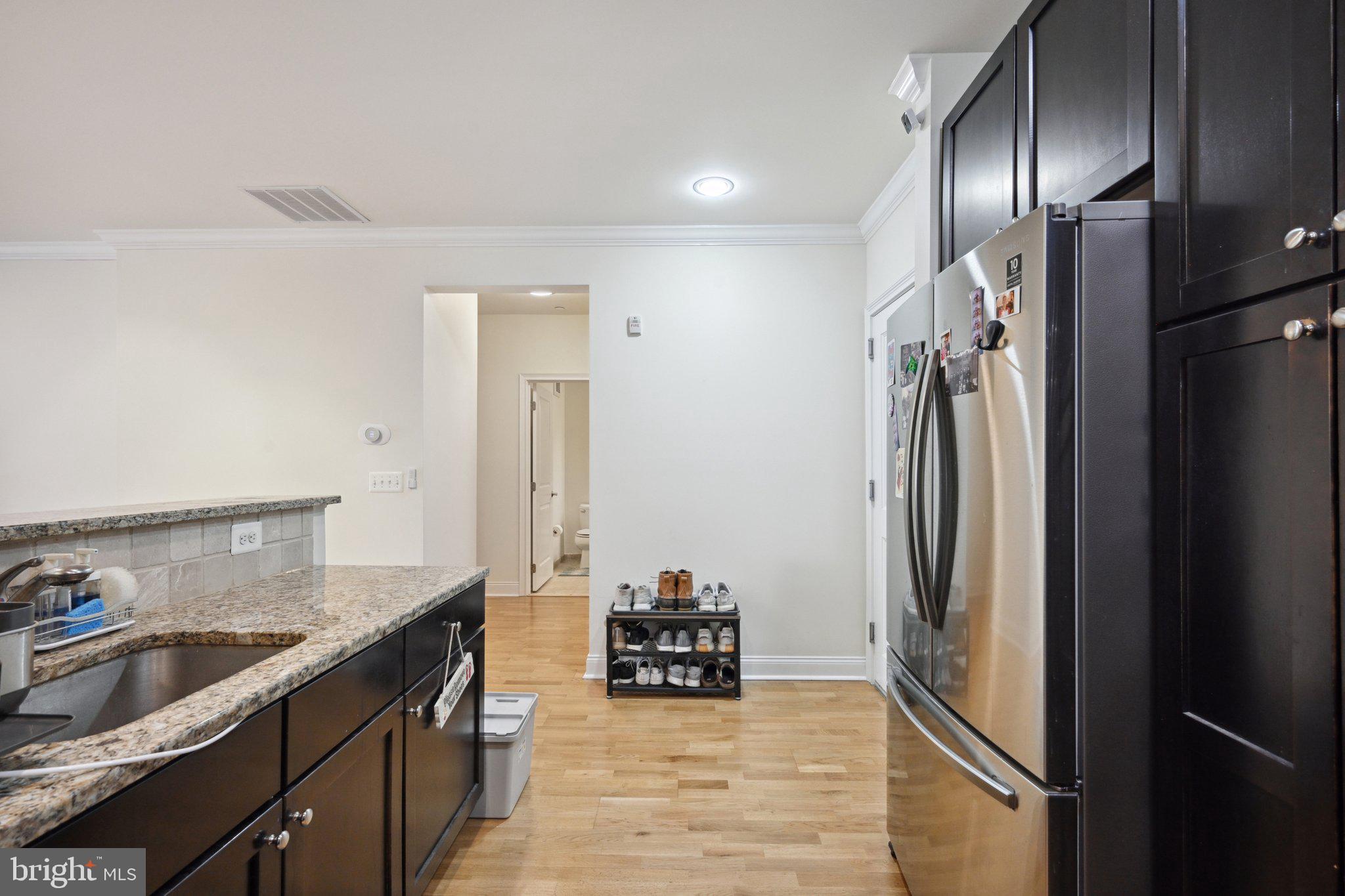 NAVAL SQUARE - Residential