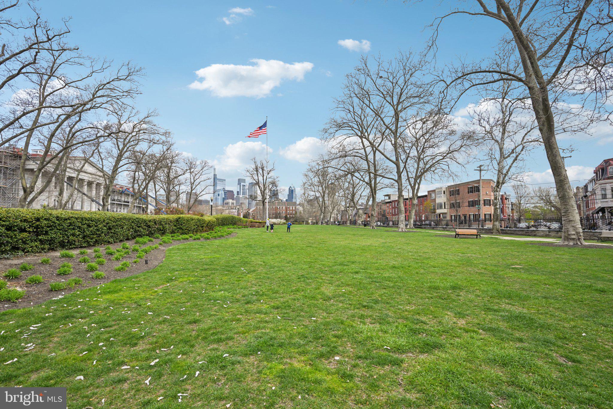 NAVAL SQUARE - Residential