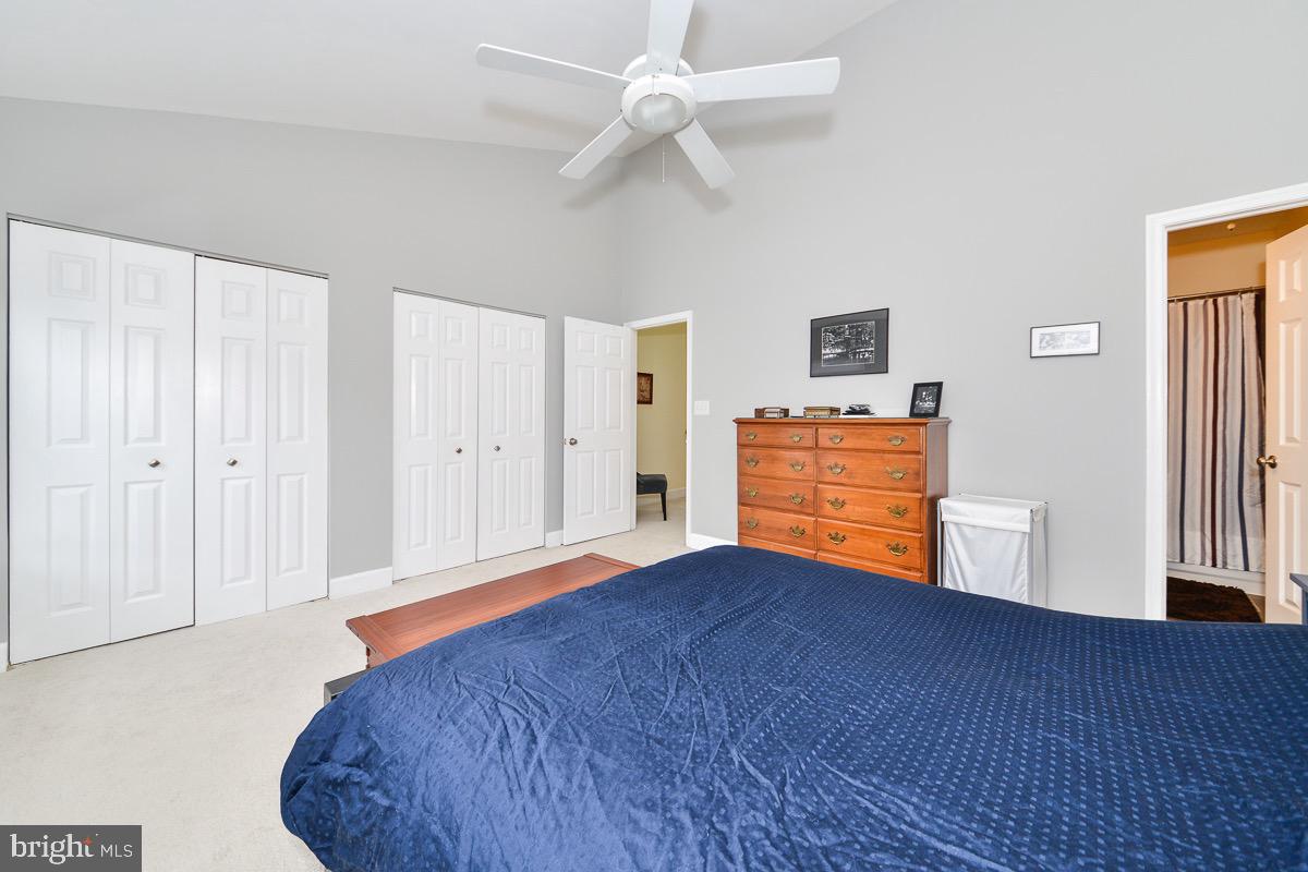 LAND OF HERBERT - Residential Lease