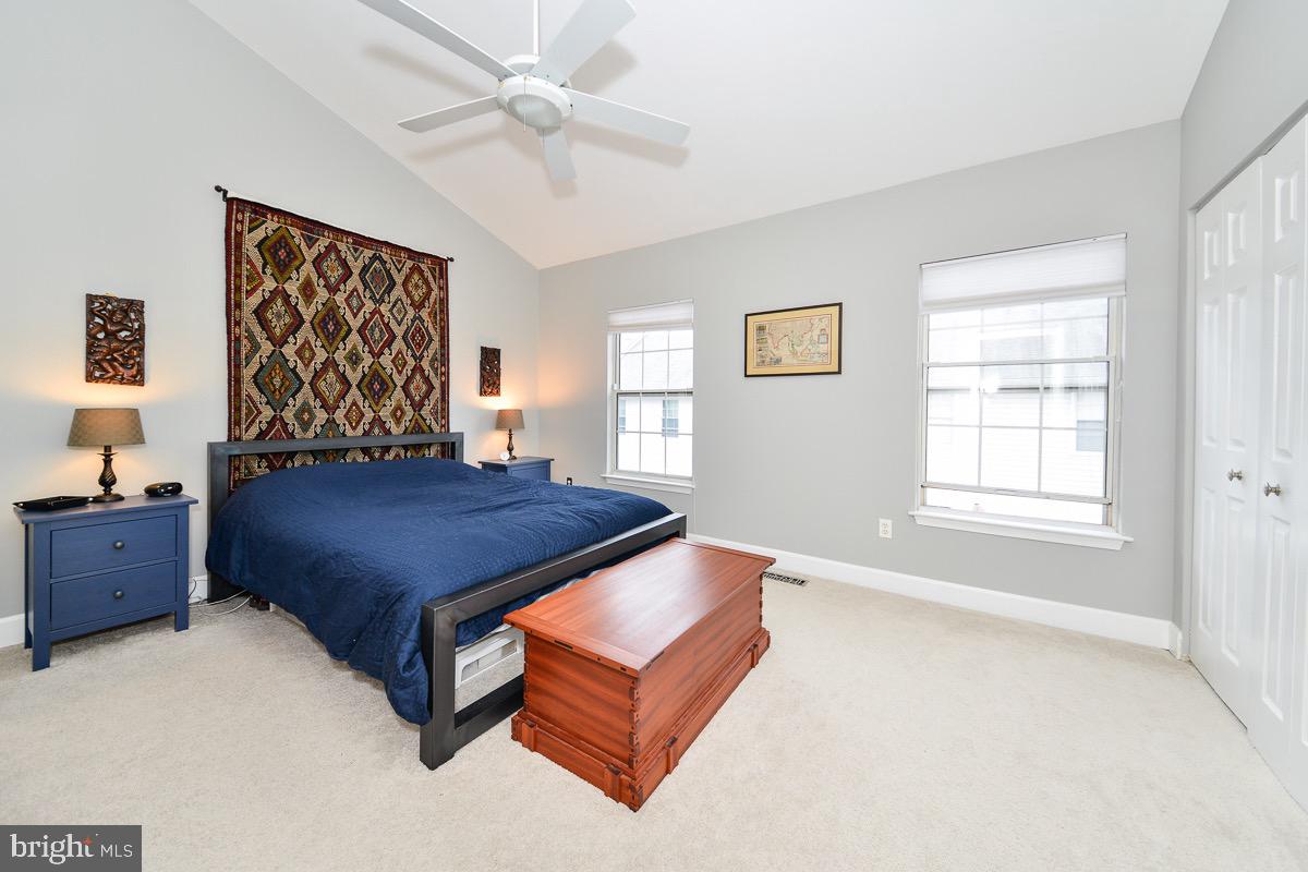 LAND OF HERBERT - Residential Lease