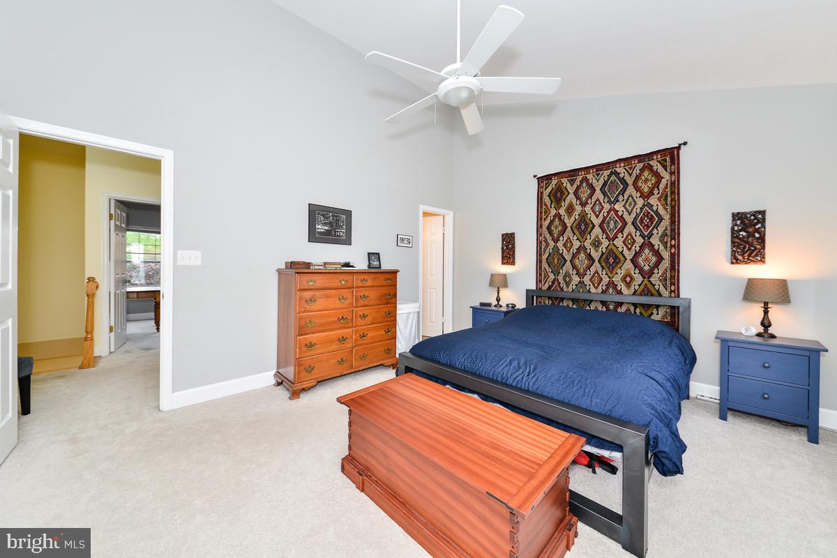 LAND OF HERBERT - Residential Lease