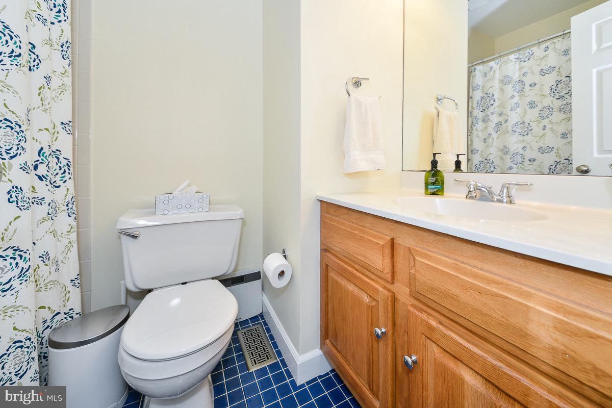 LAND OF HERBERT - Residential Lease