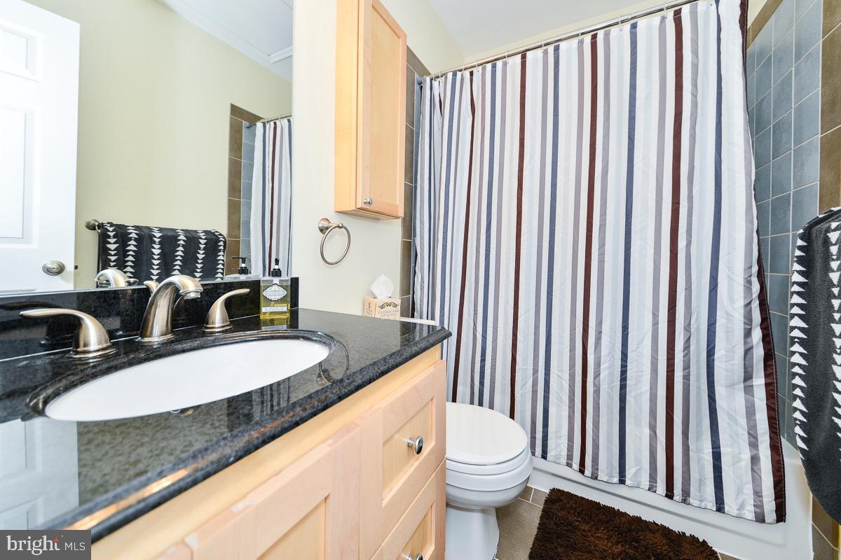 LAND OF HERBERT - Residential Lease