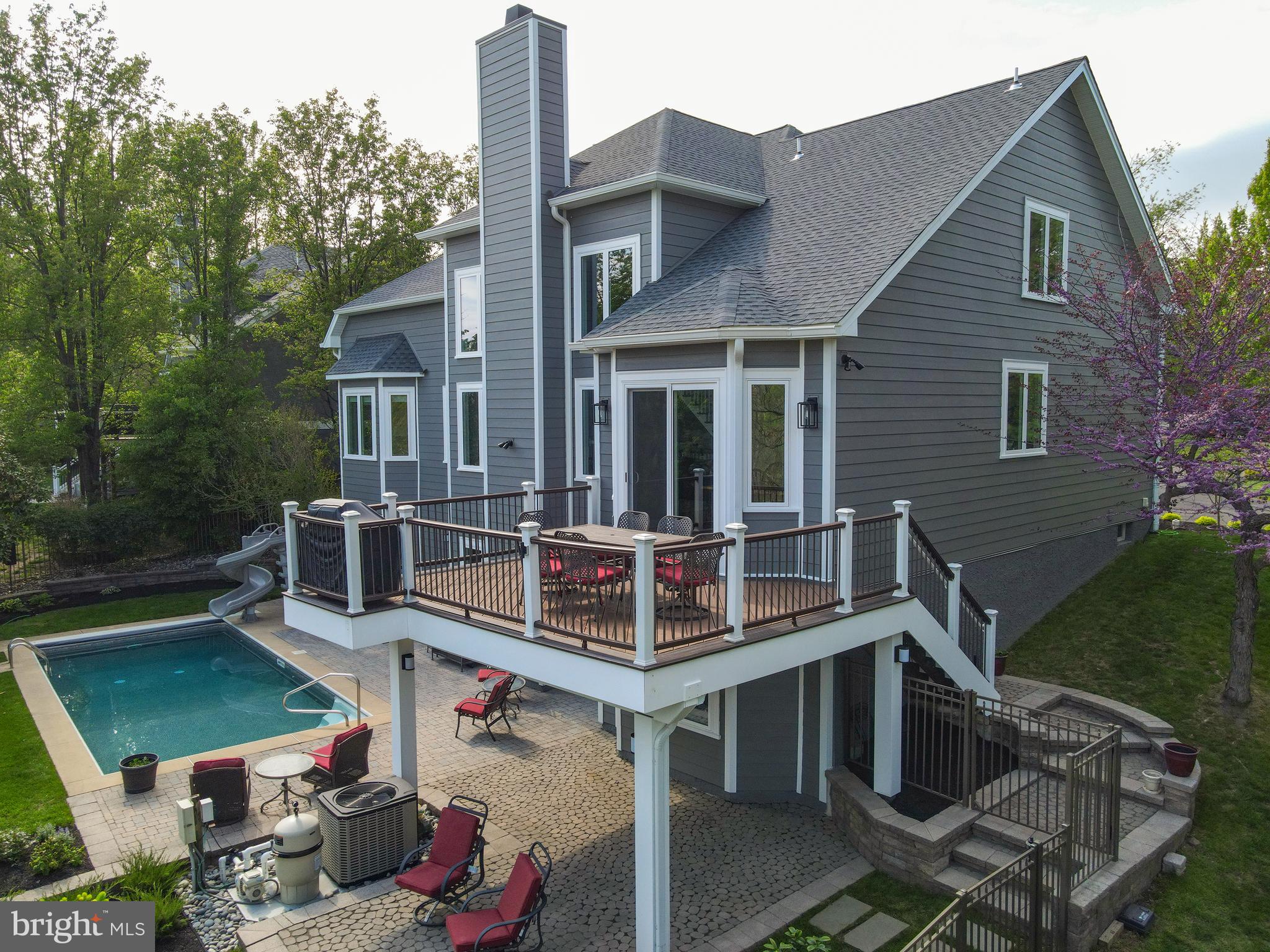 THE ESTATES AT RIV - Residential