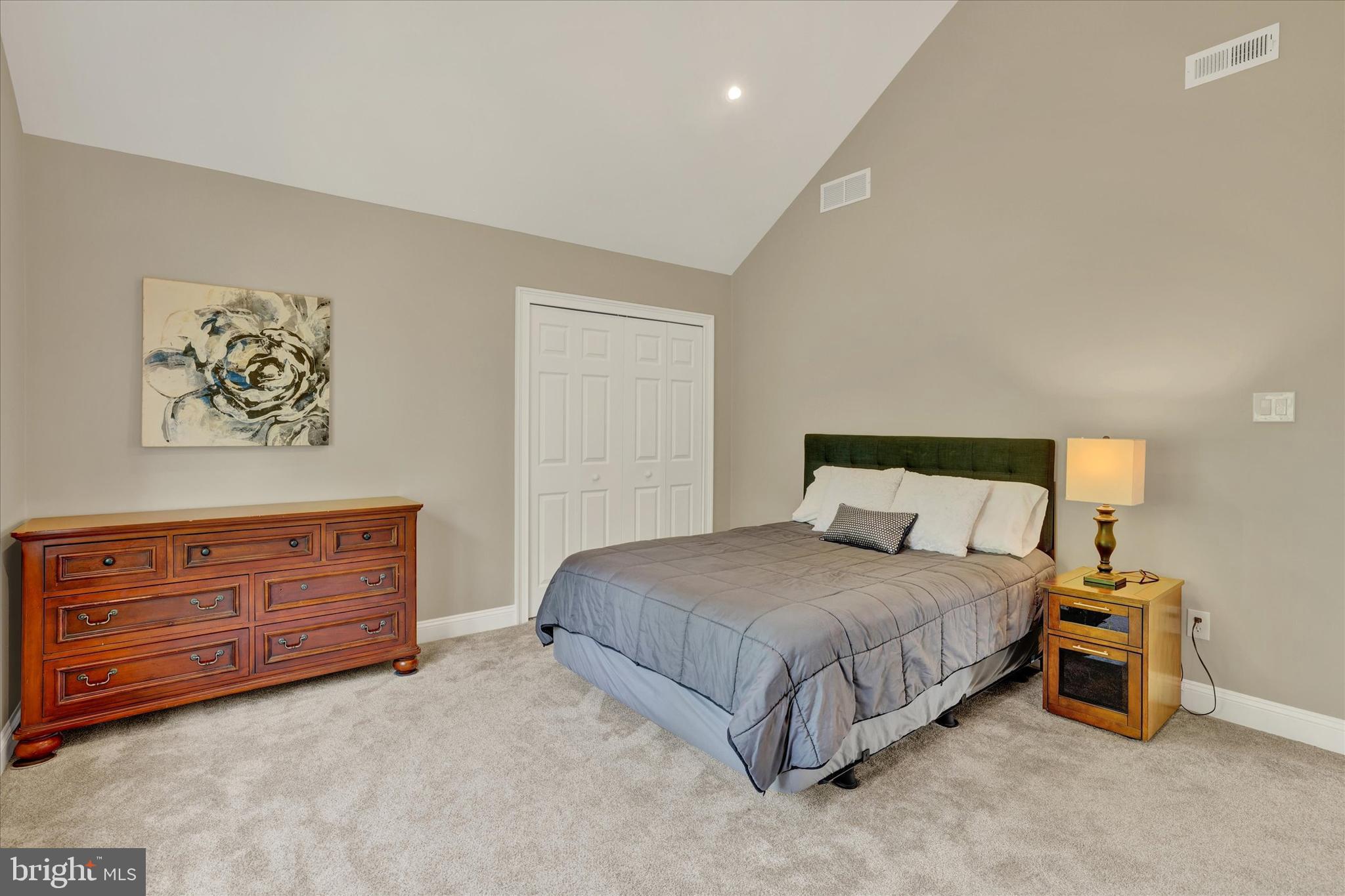 THE ESTATES AT RIV - Residential