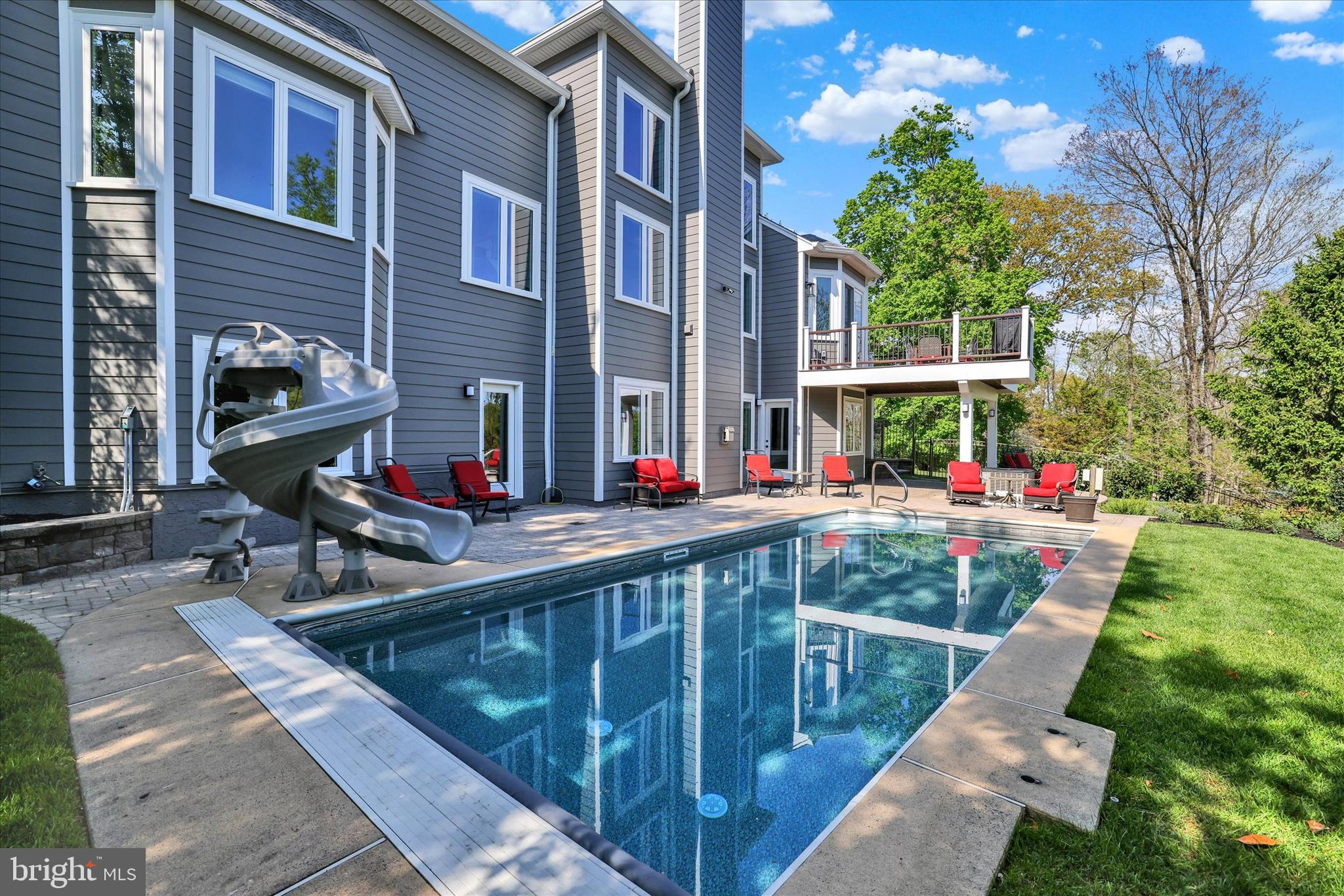 THE ESTATES AT RIV - Residential