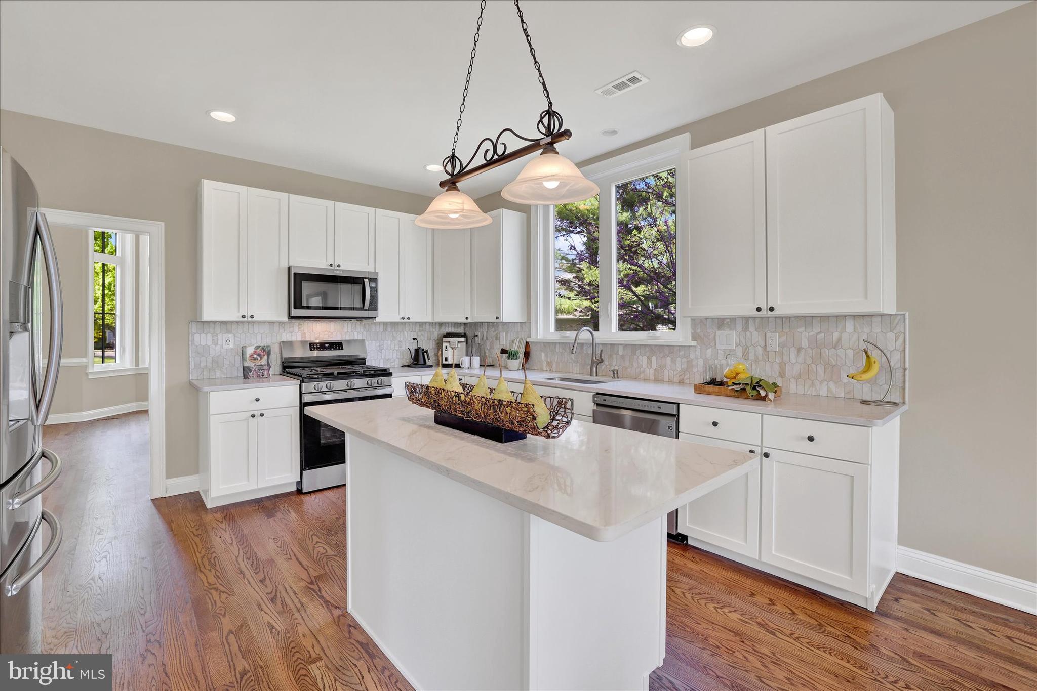 THE ESTATES AT RIV - Residential