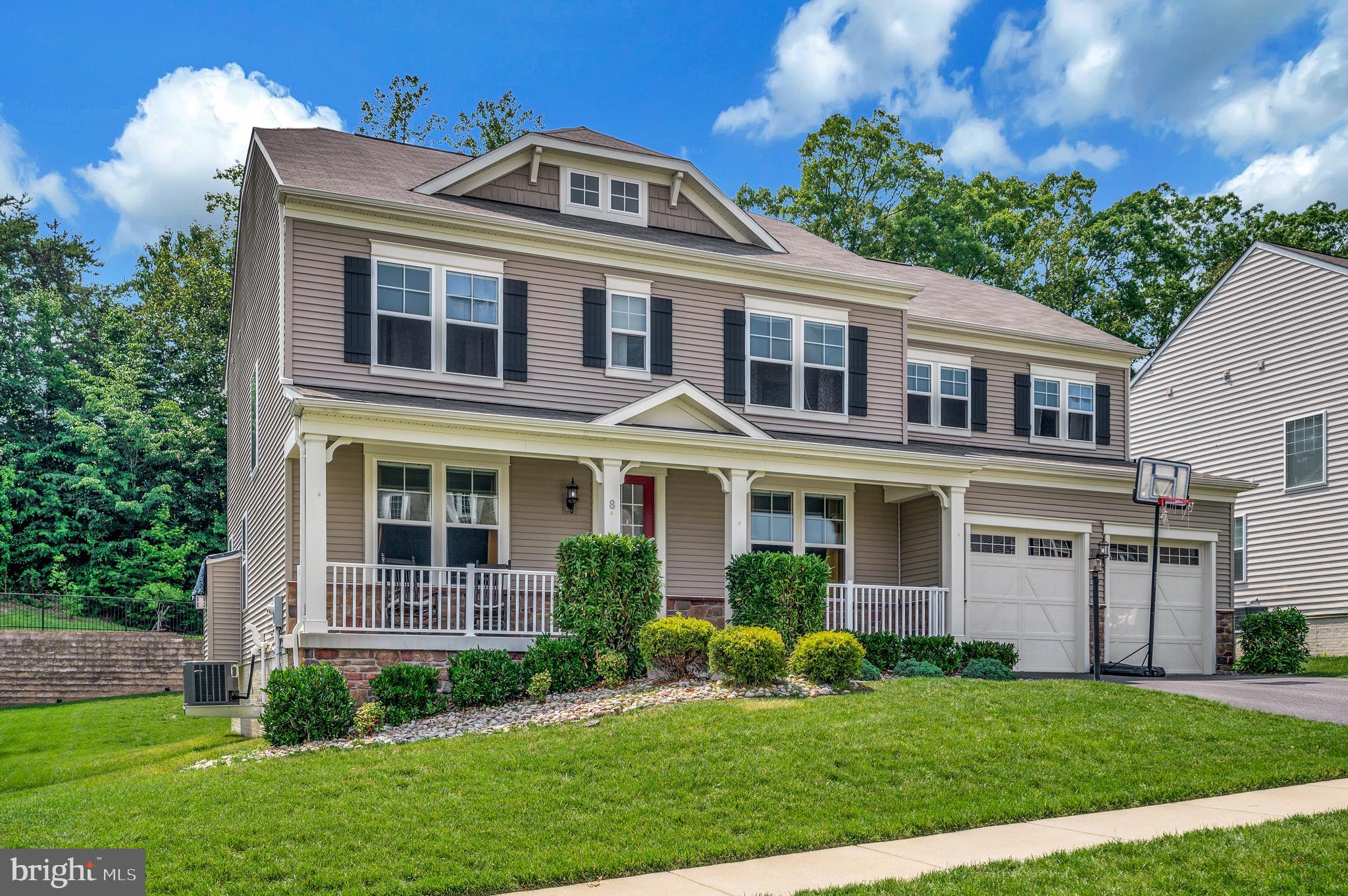 8 SORREL LANE