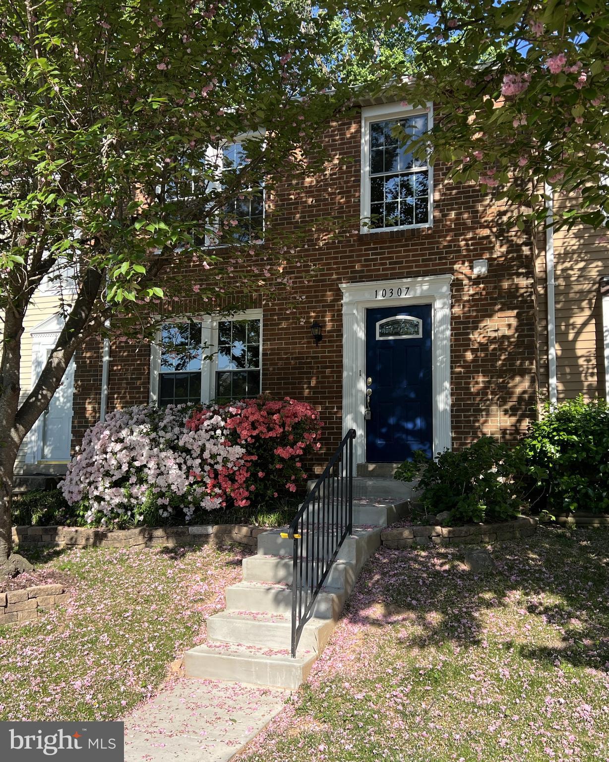 FLINT HILL MANOR - Residential