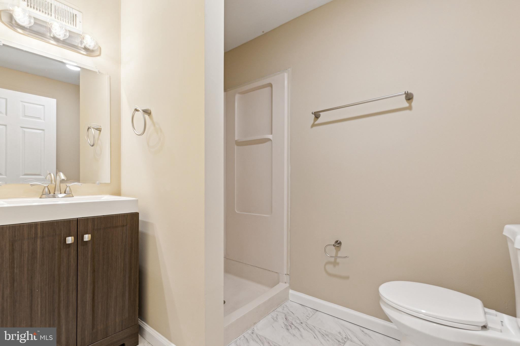 FLINT HILL MANOR - Residential