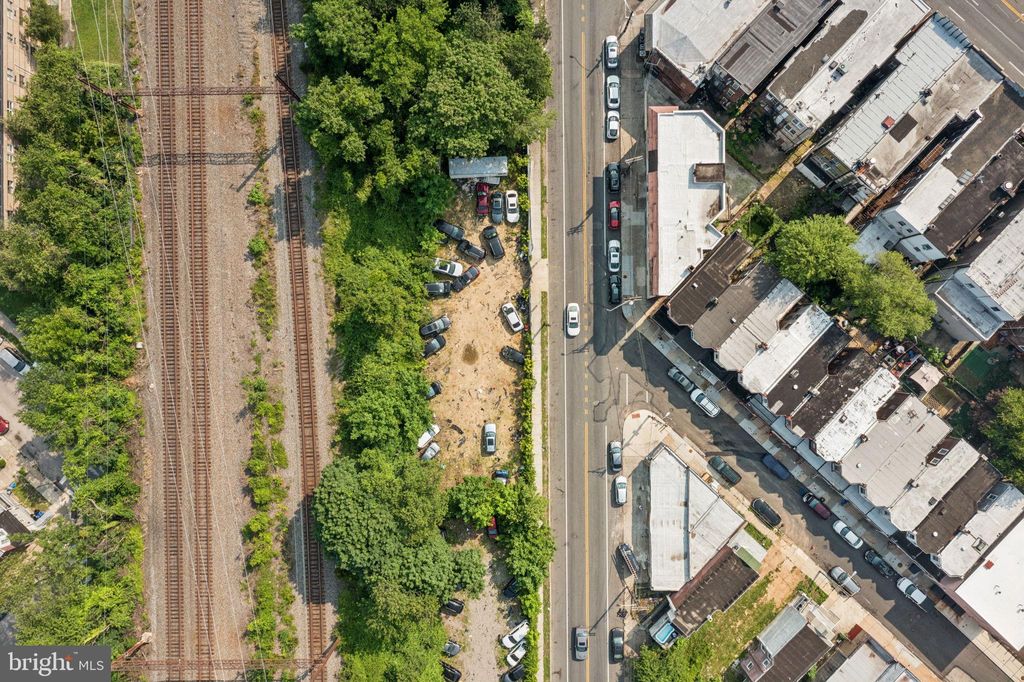 Photo of 1499 Windrim Avenue, PHILADELPHIA, PA 19141 (MLS # PAPH2494498)