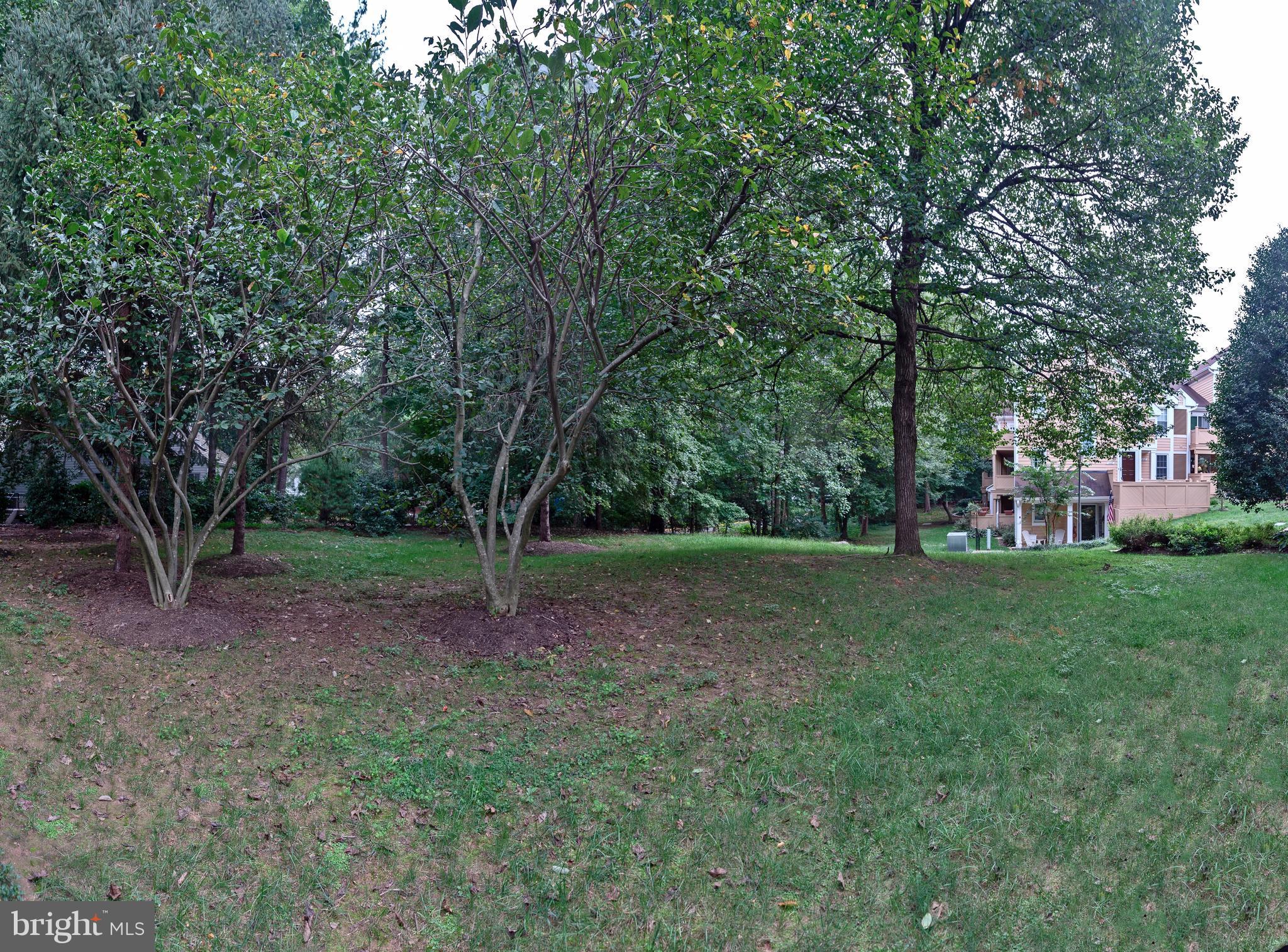 HAMPTON POINTE - Residential