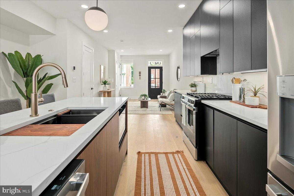 1008 4TH STREET NE 1