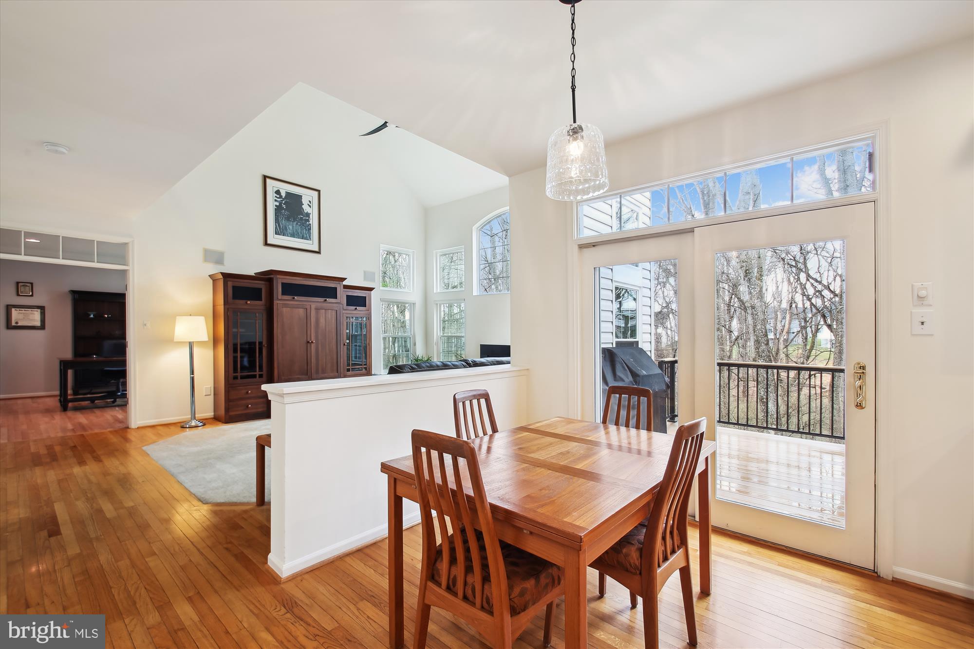 VILLAGE OF RIVER HILL - Residential