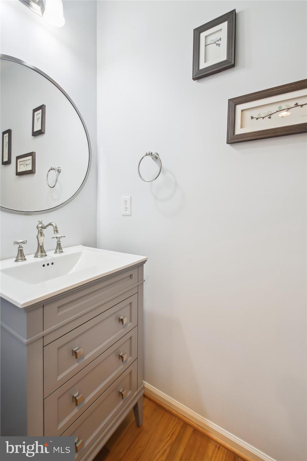 VILLAGE OF RIVER HILL - Residential