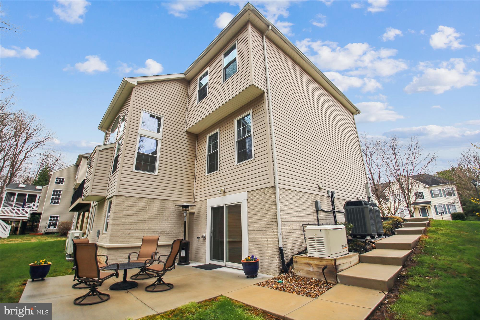 VILLAGE OF RIVER HILL - Residential