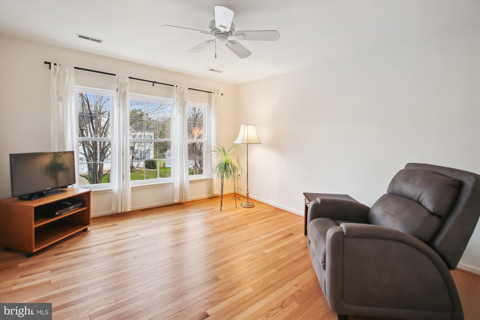 VILLAGE OF RIVER HILL - Residential