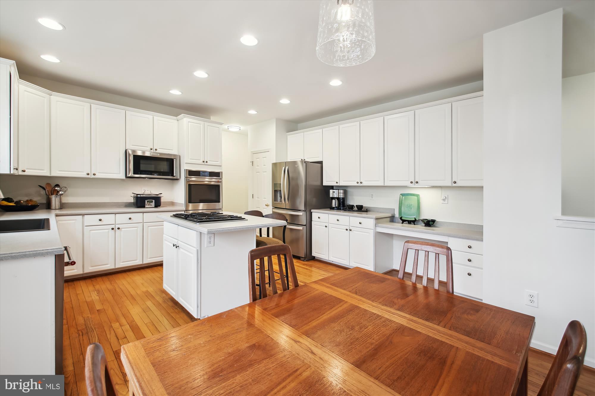 VILLAGE OF RIVER HILL - Residential