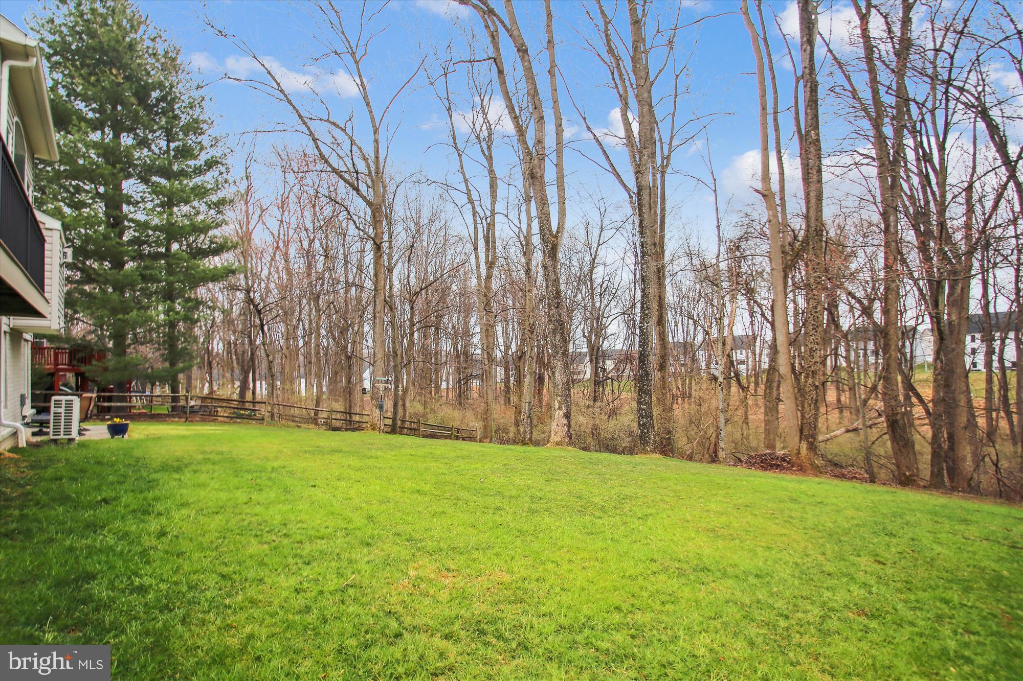 VILLAGE OF RIVER HILL - Residential