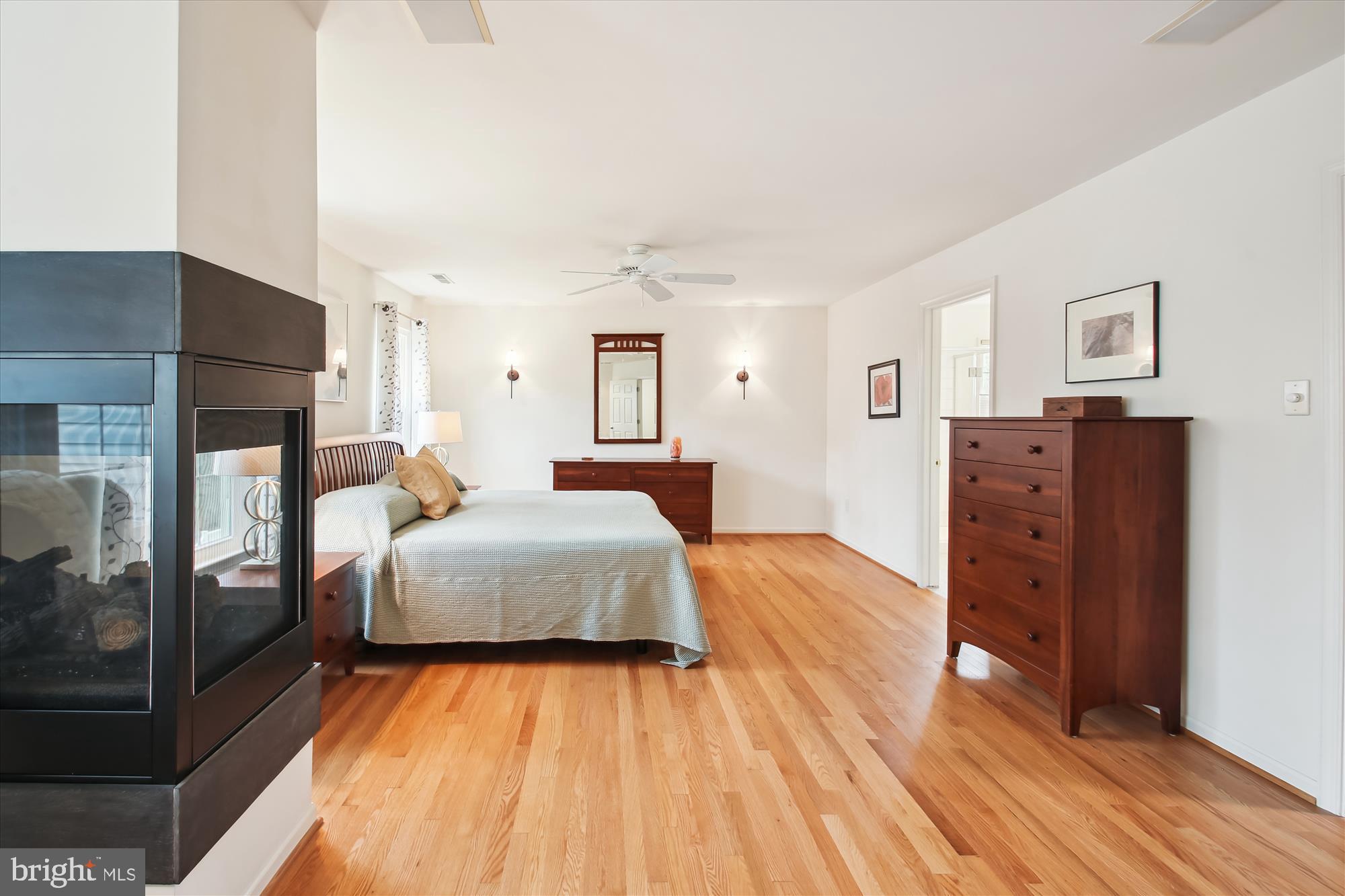 VILLAGE OF RIVER HILL - Residential