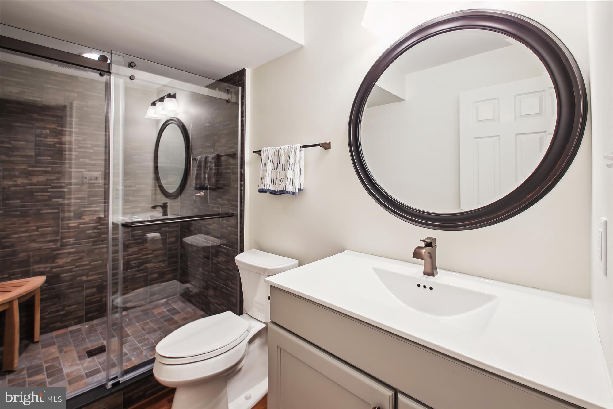 VILLAGE OF RIVER HILL - Residential