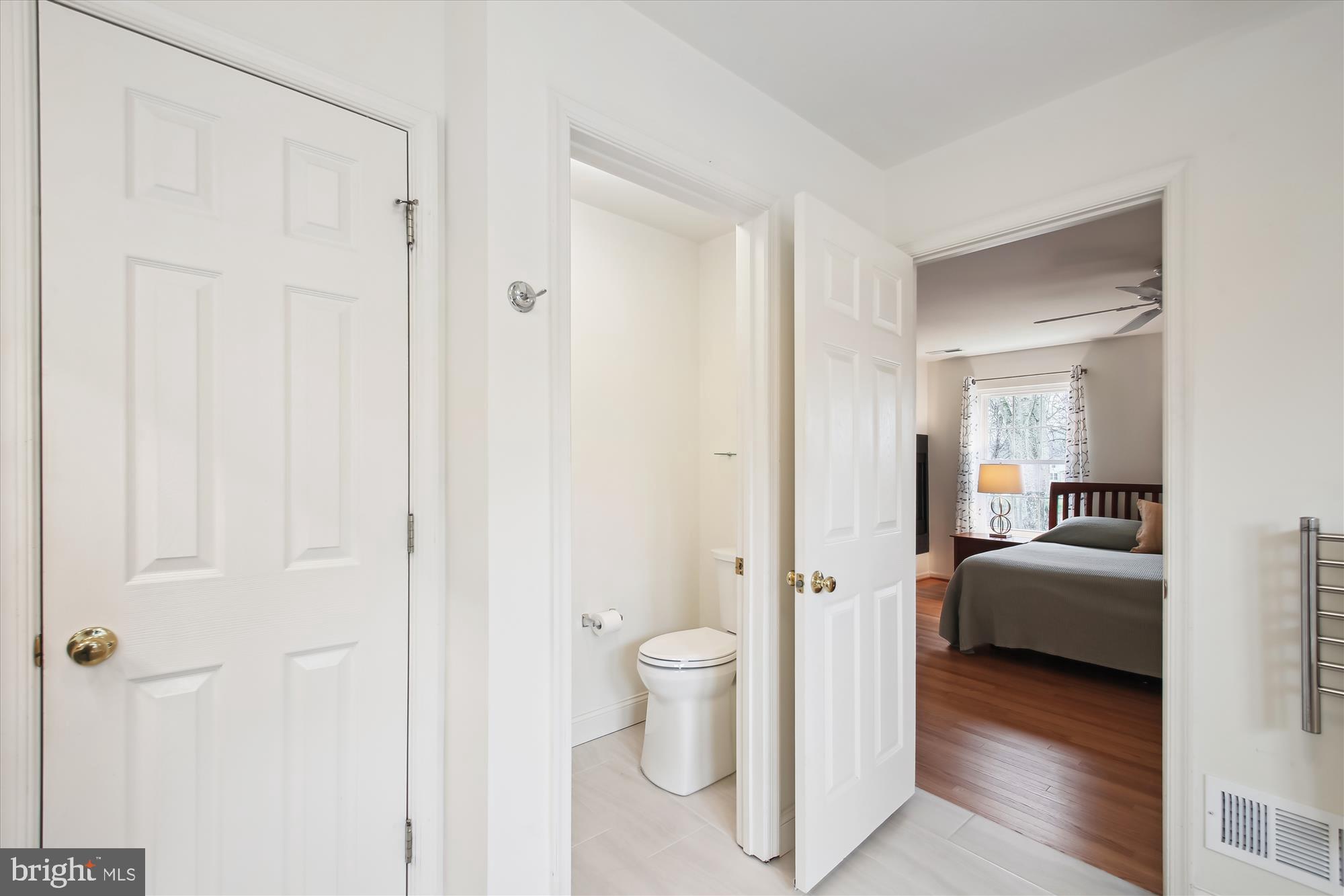 VILLAGE OF RIVER HILL - Residential