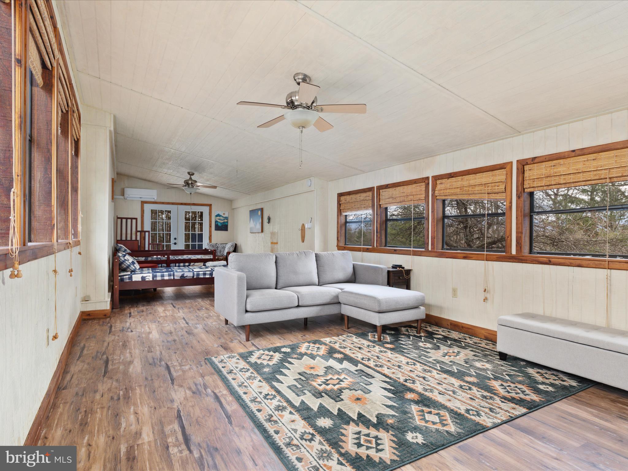 MASSANUTTEN FOREST - Residential