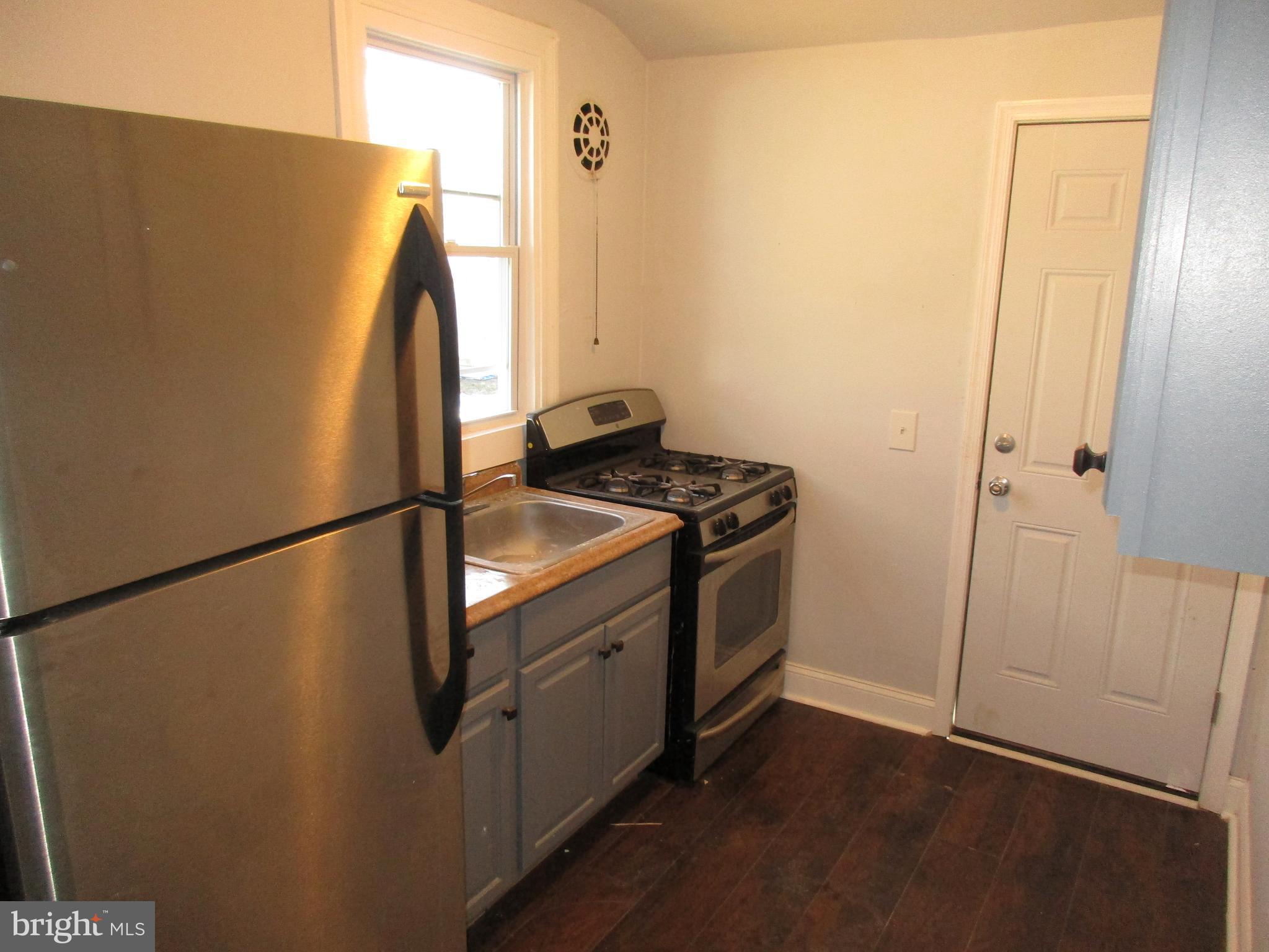 NORTH HALETHORPE - Residential Lease