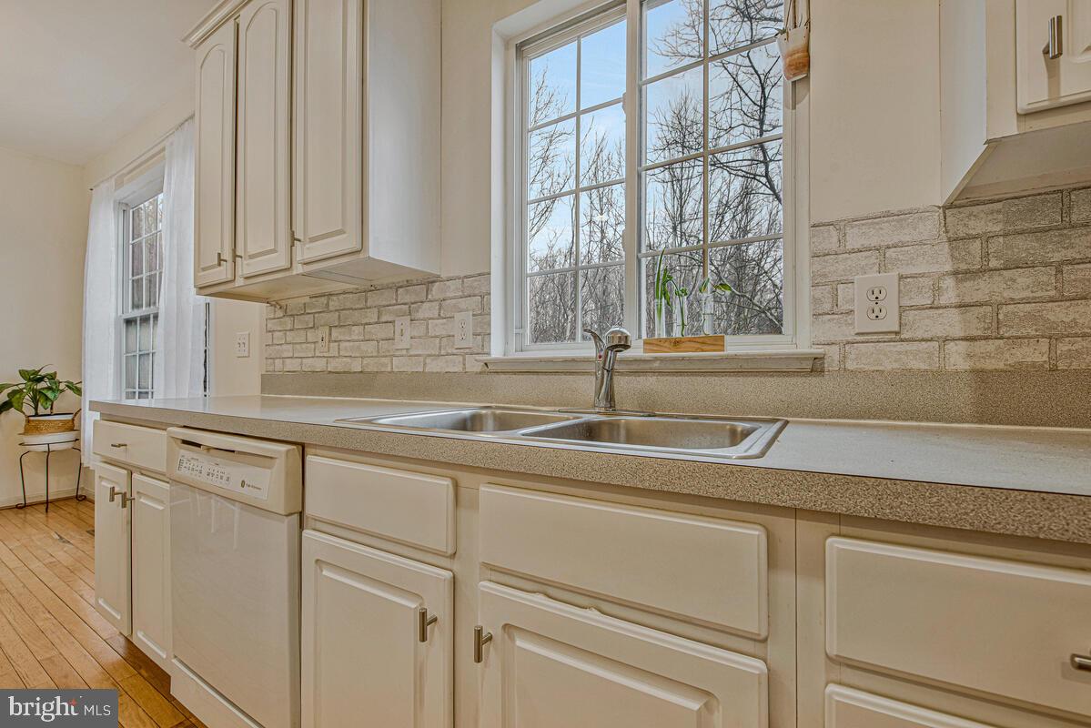 MEADOW CREEK - Residential