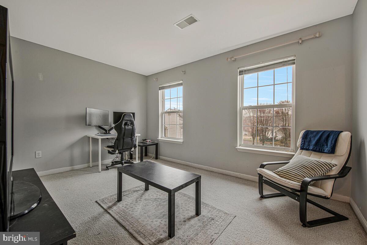 MEADOW CREEK - Residential