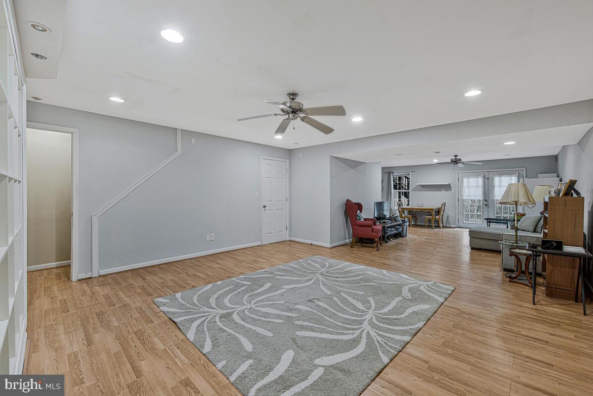 MEADOW CREEK - Residential