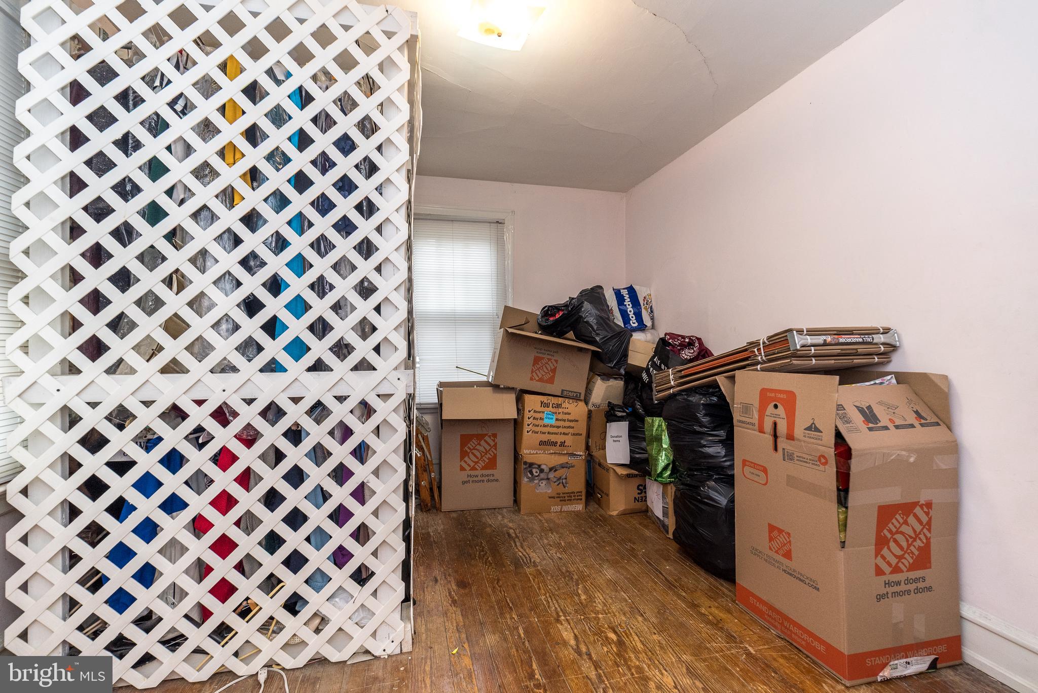 JENKINTOWN - Residential