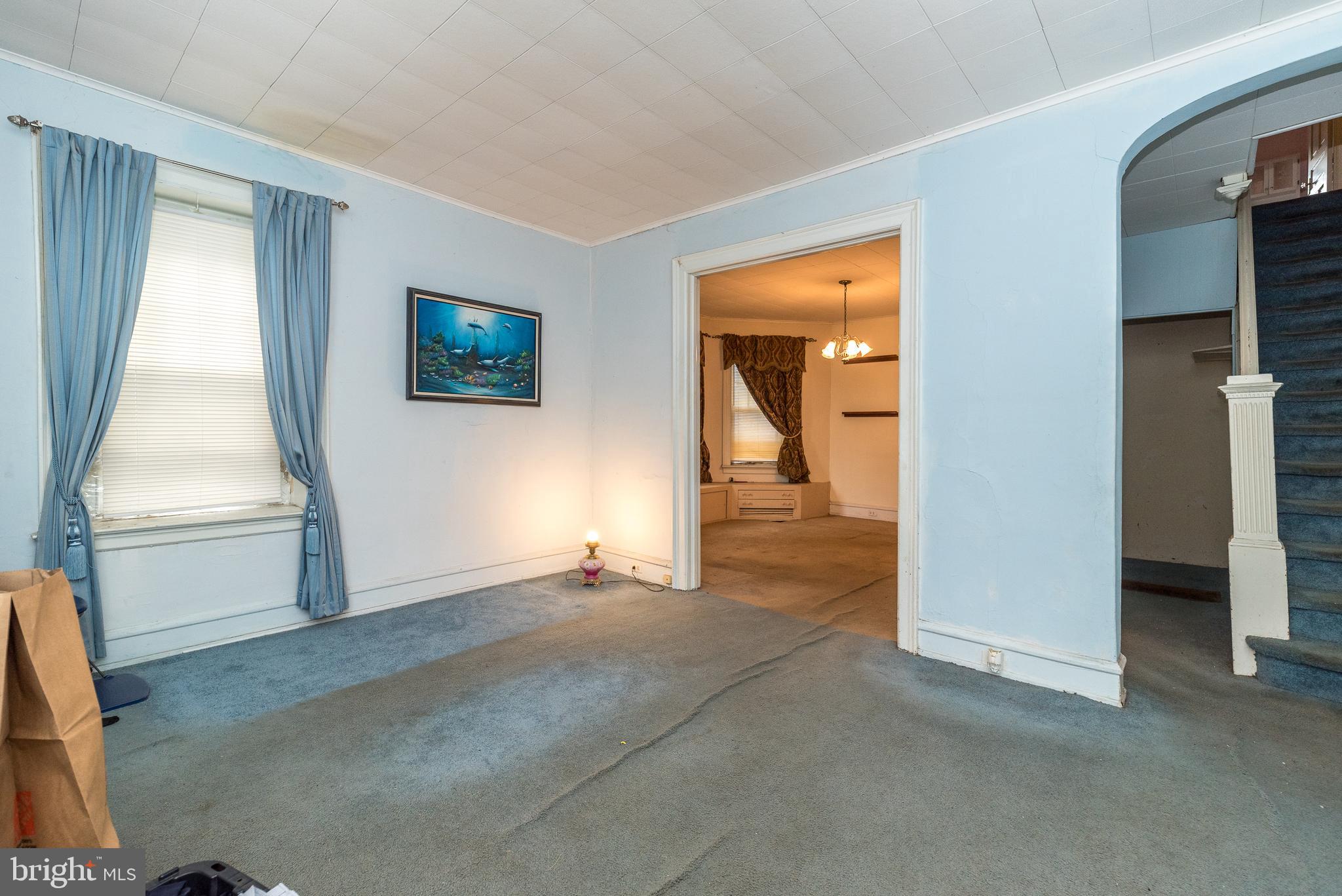 JENKINTOWN - Residential