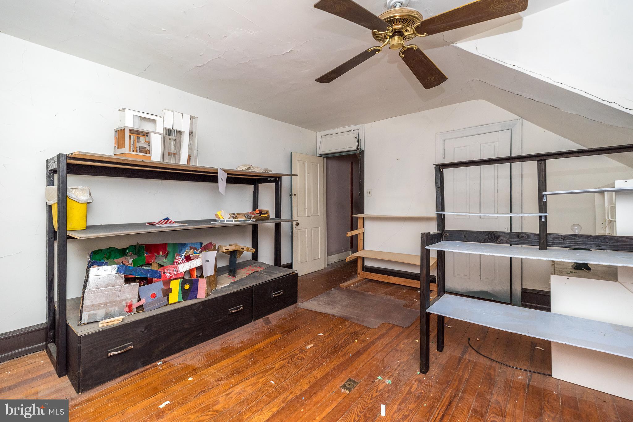 JENKINTOWN - Residential