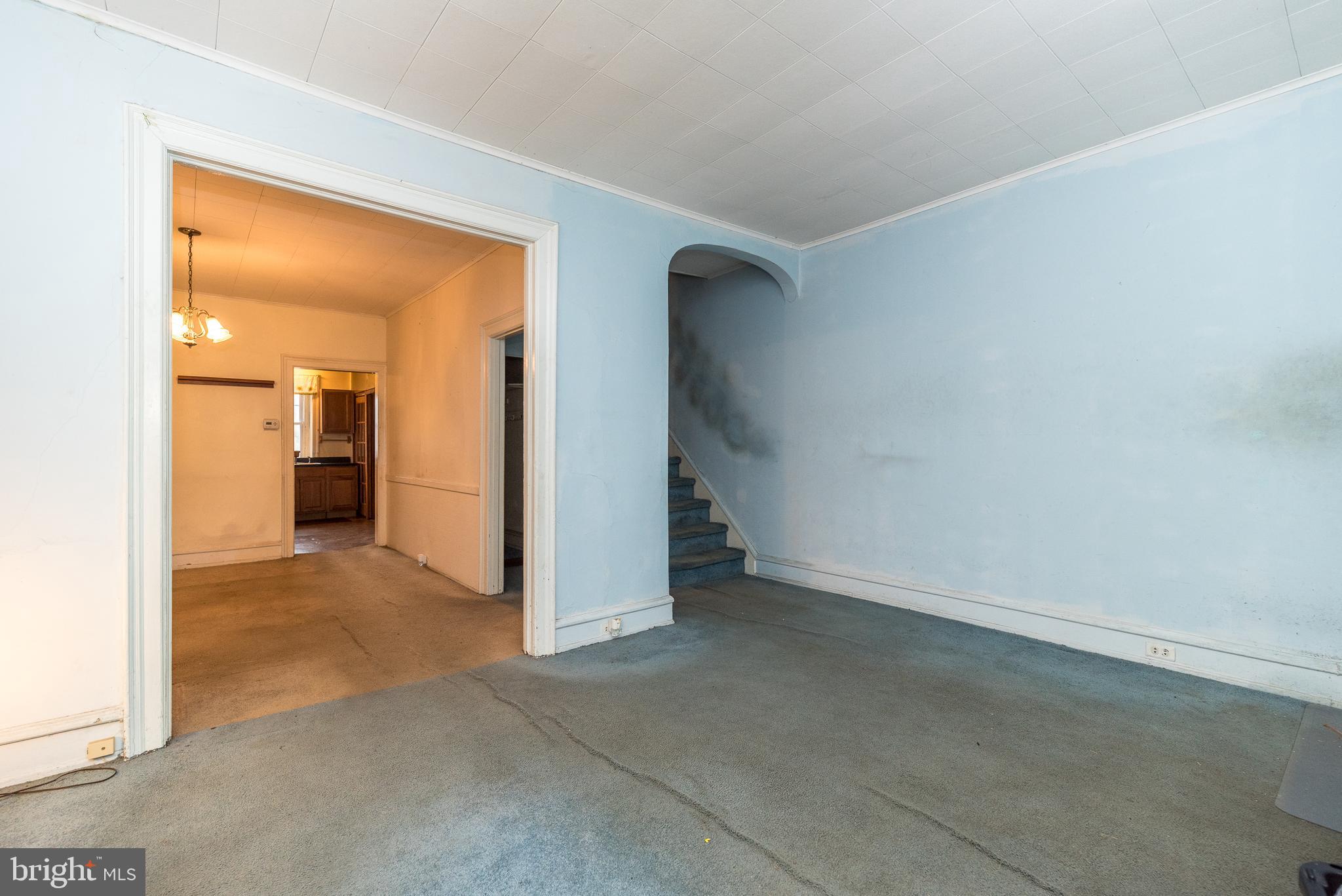 JENKINTOWN - Residential