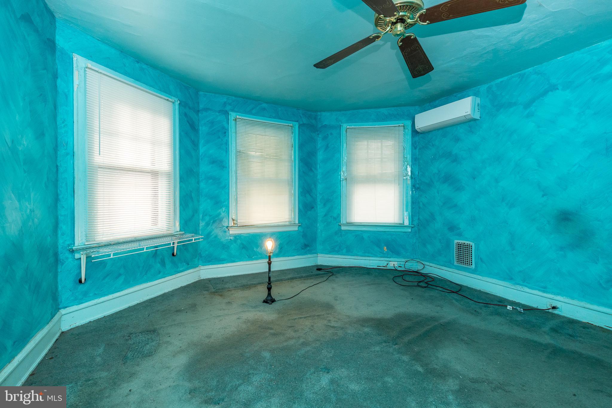 JENKINTOWN - Residential