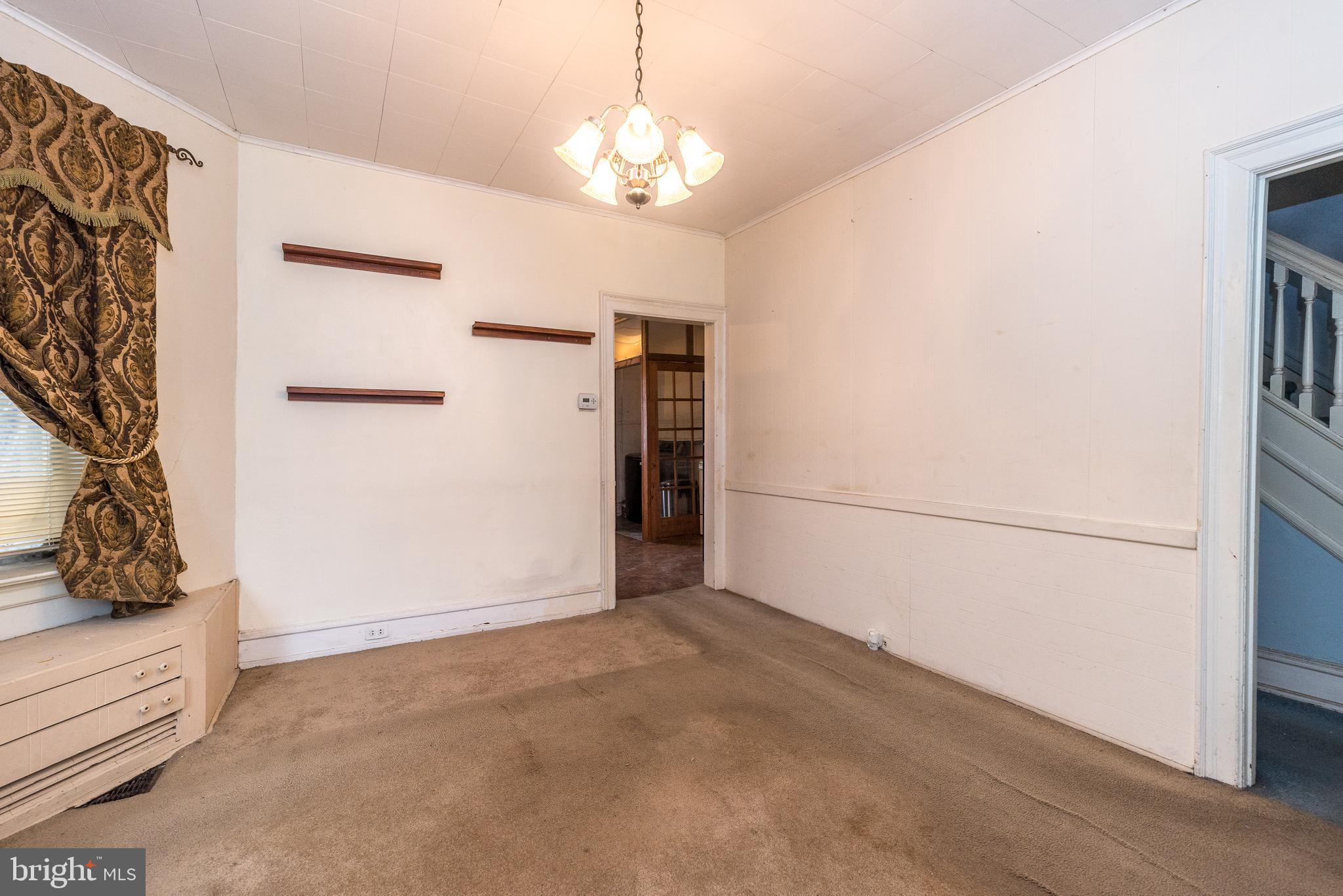 JENKINTOWN - Residential