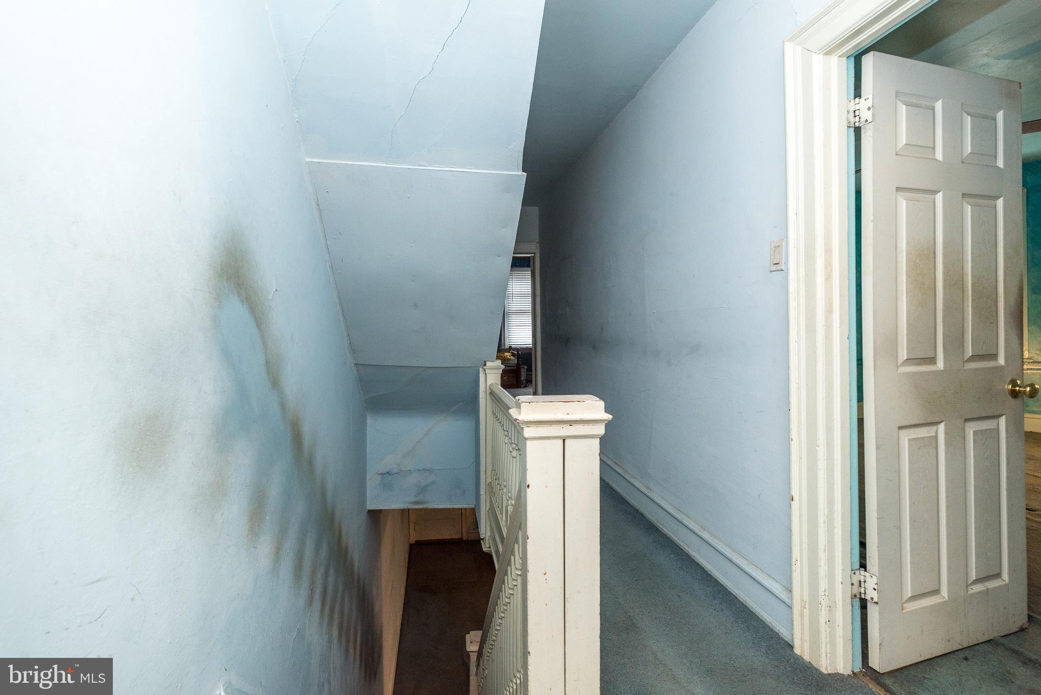 JENKINTOWN - Residential