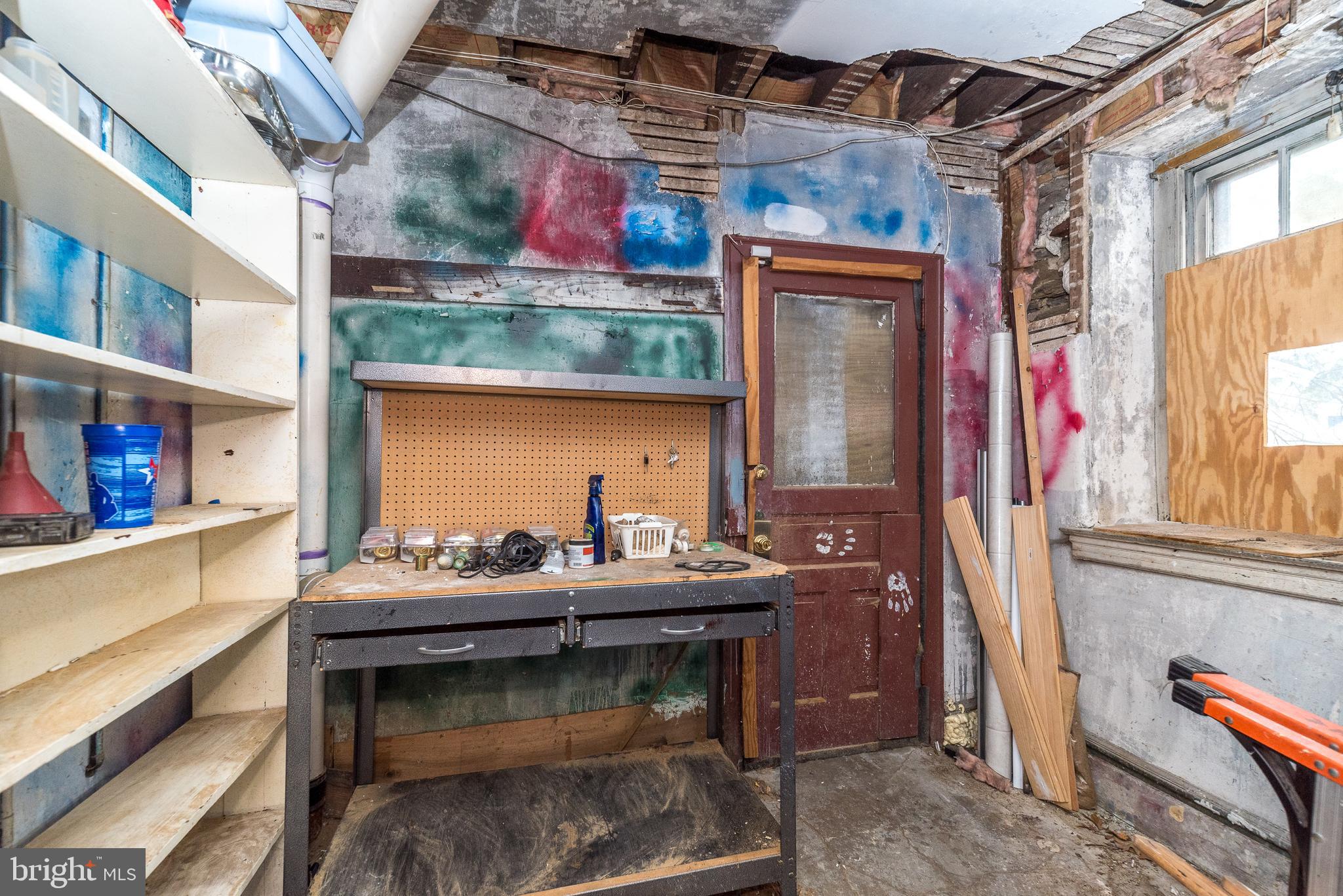 JENKINTOWN - Residential