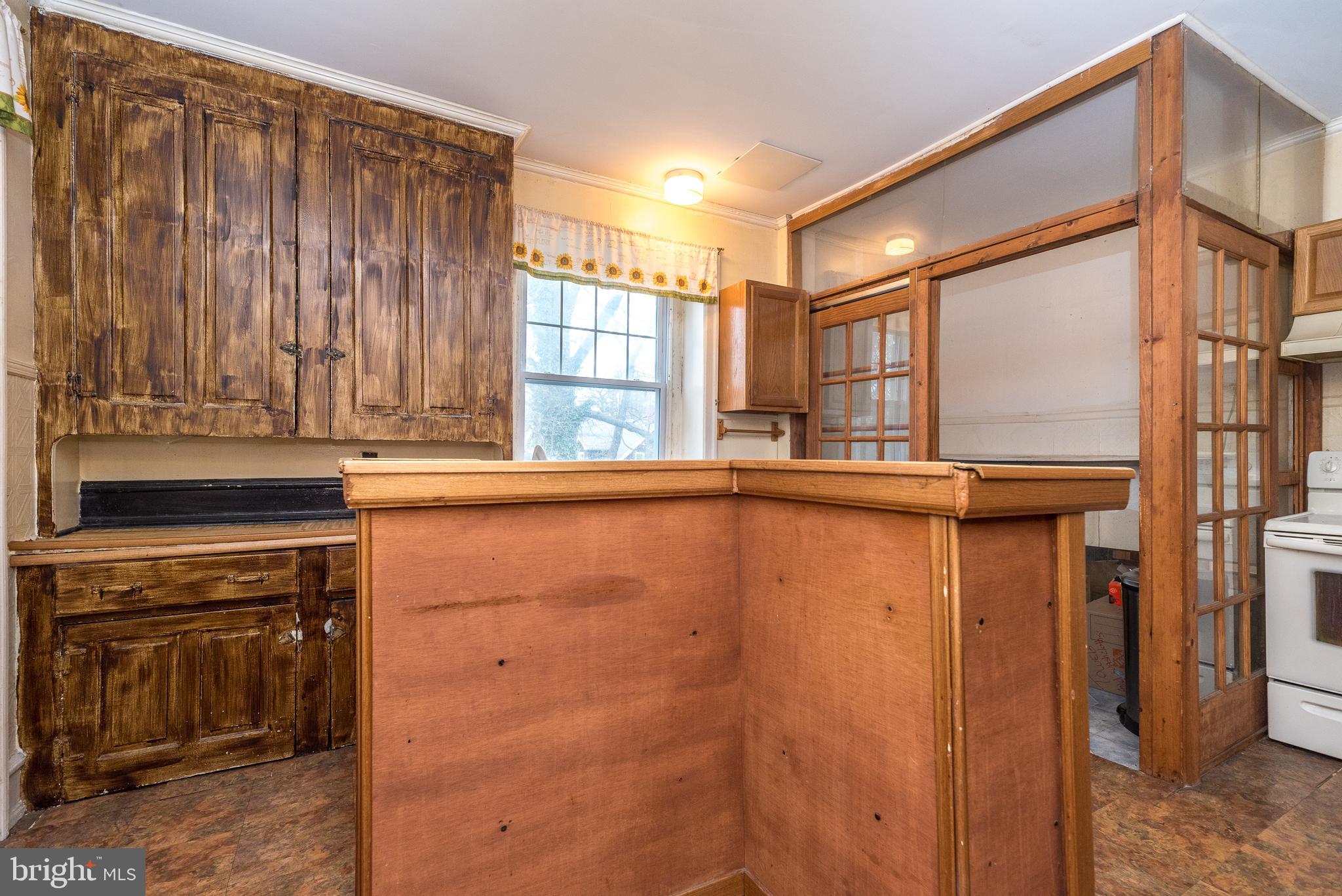 JENKINTOWN - Residential