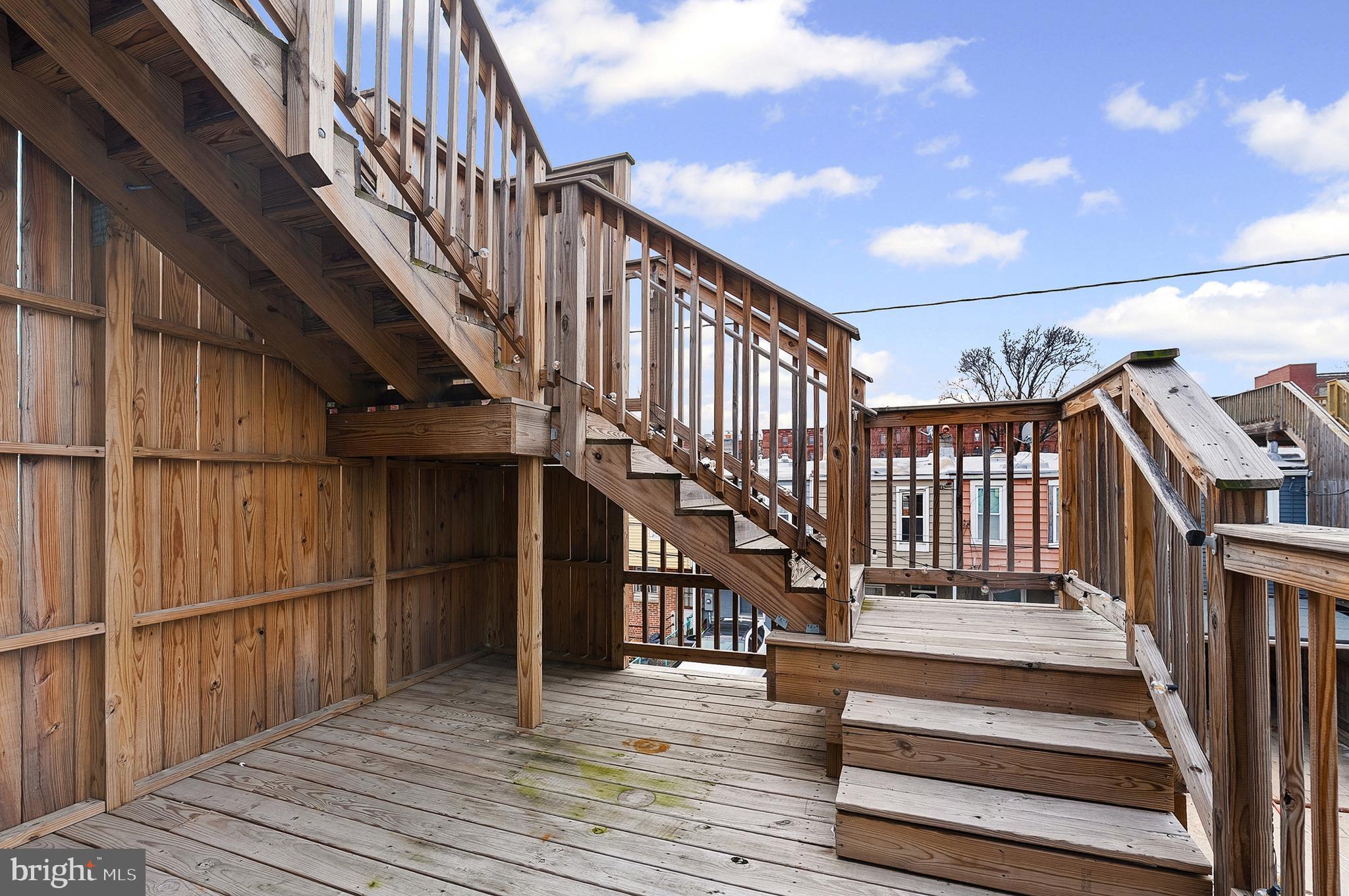 GREEKTOWN - Residential